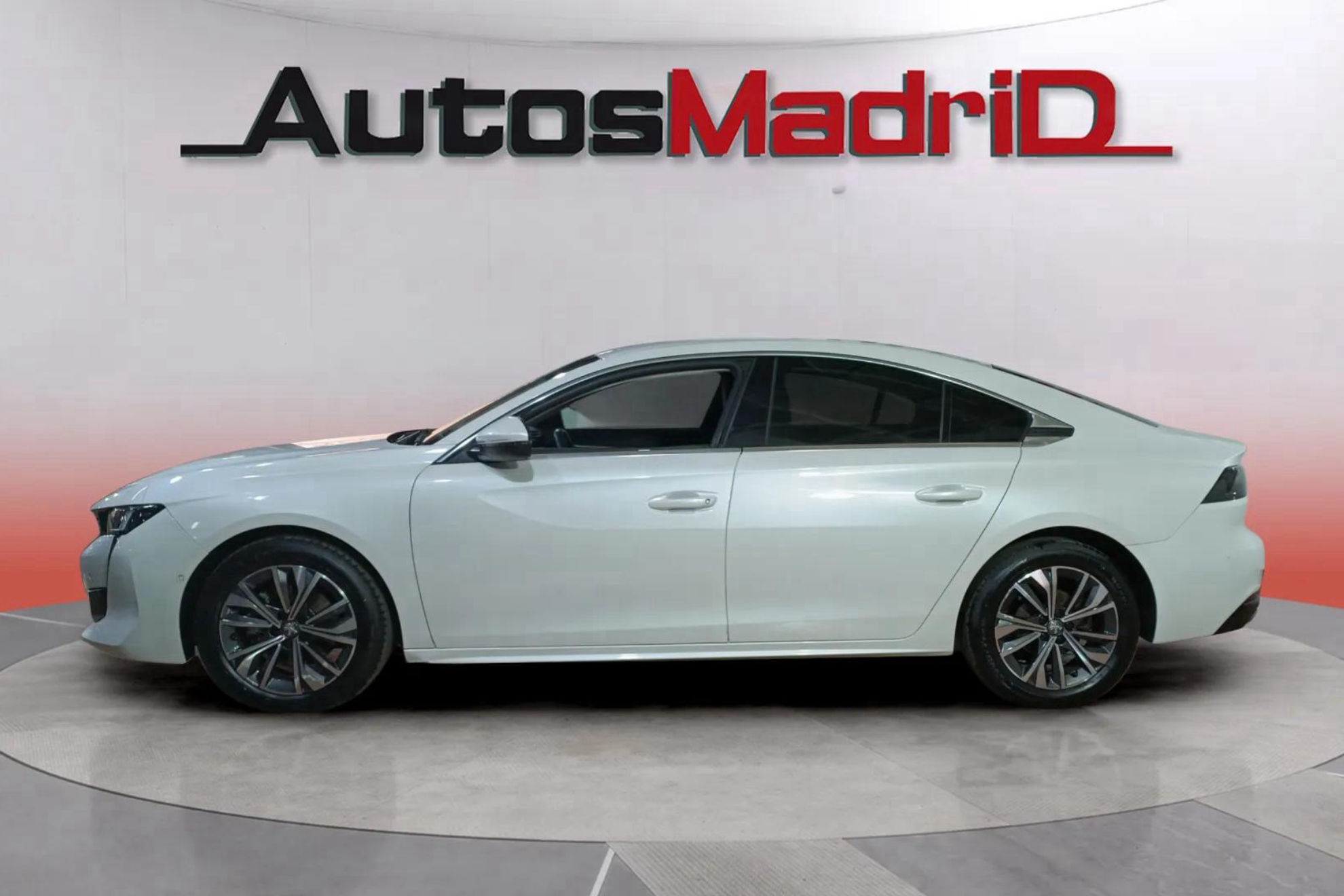 Peugeot 508 Allure BlueHDi 130 EAT8 - foto 4