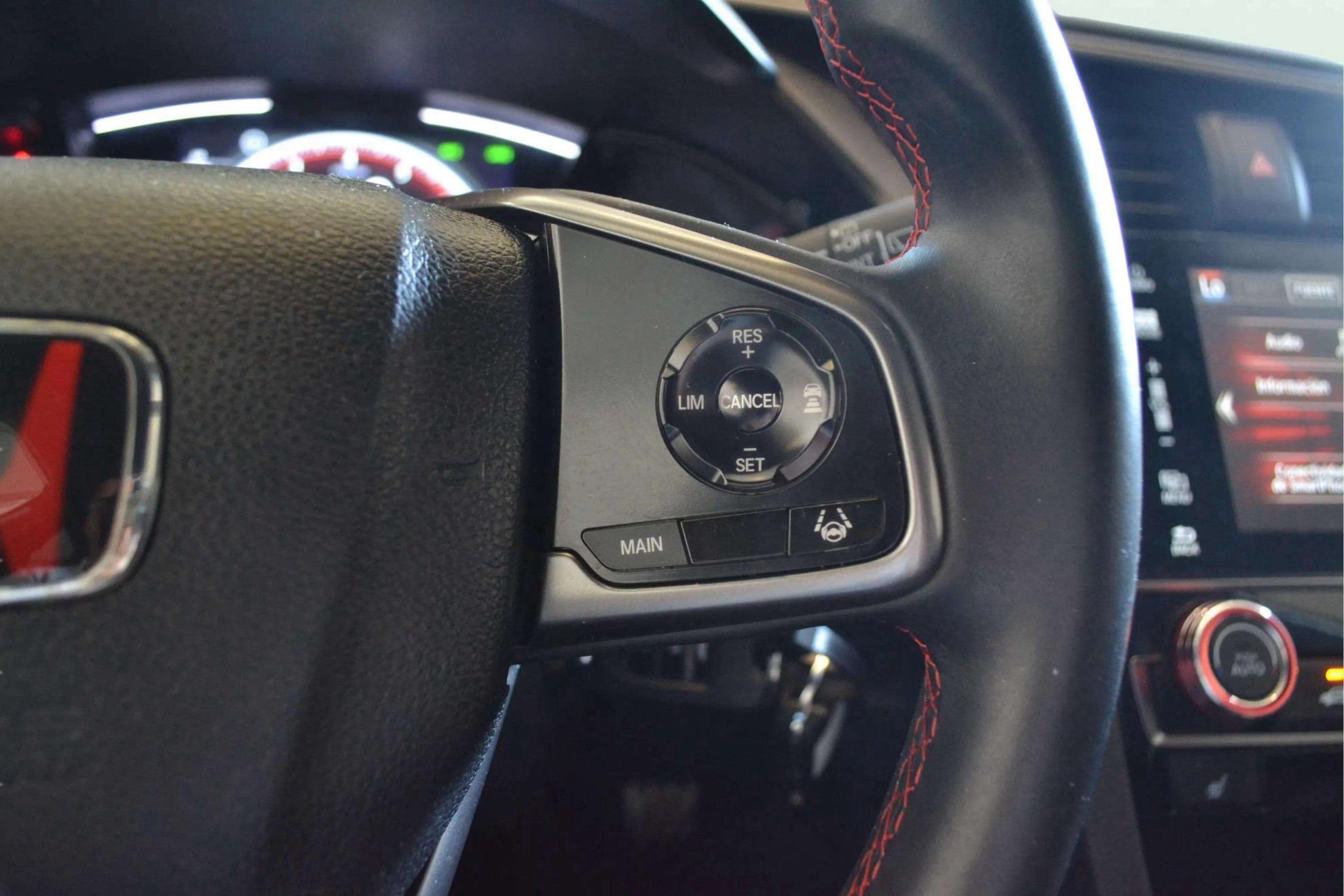 Honda Civic 1.0 I-VTEC Turbo Executive - foto 21