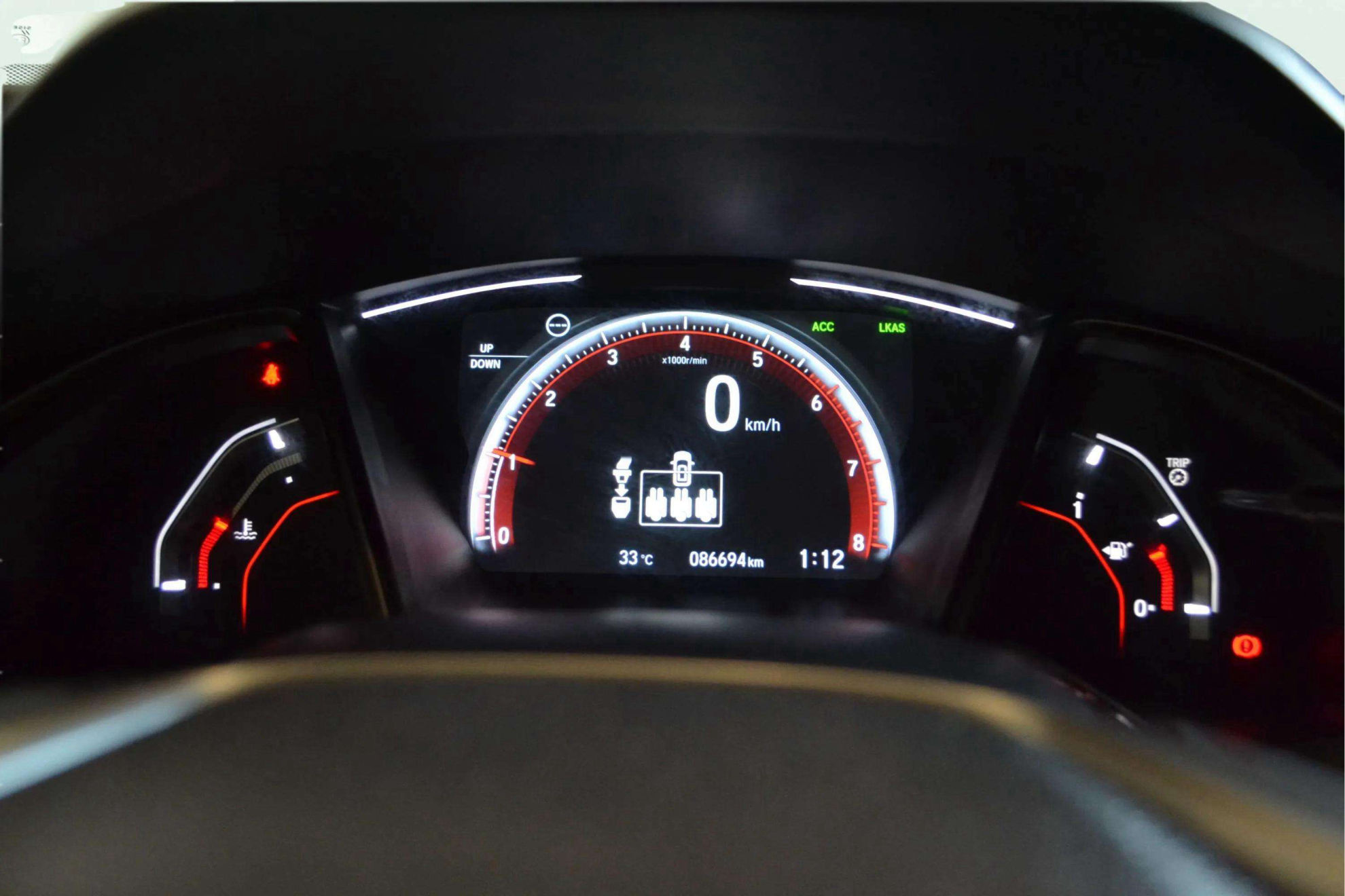 Honda Civic 1.0 I-VTEC Turbo Executive - foto 24