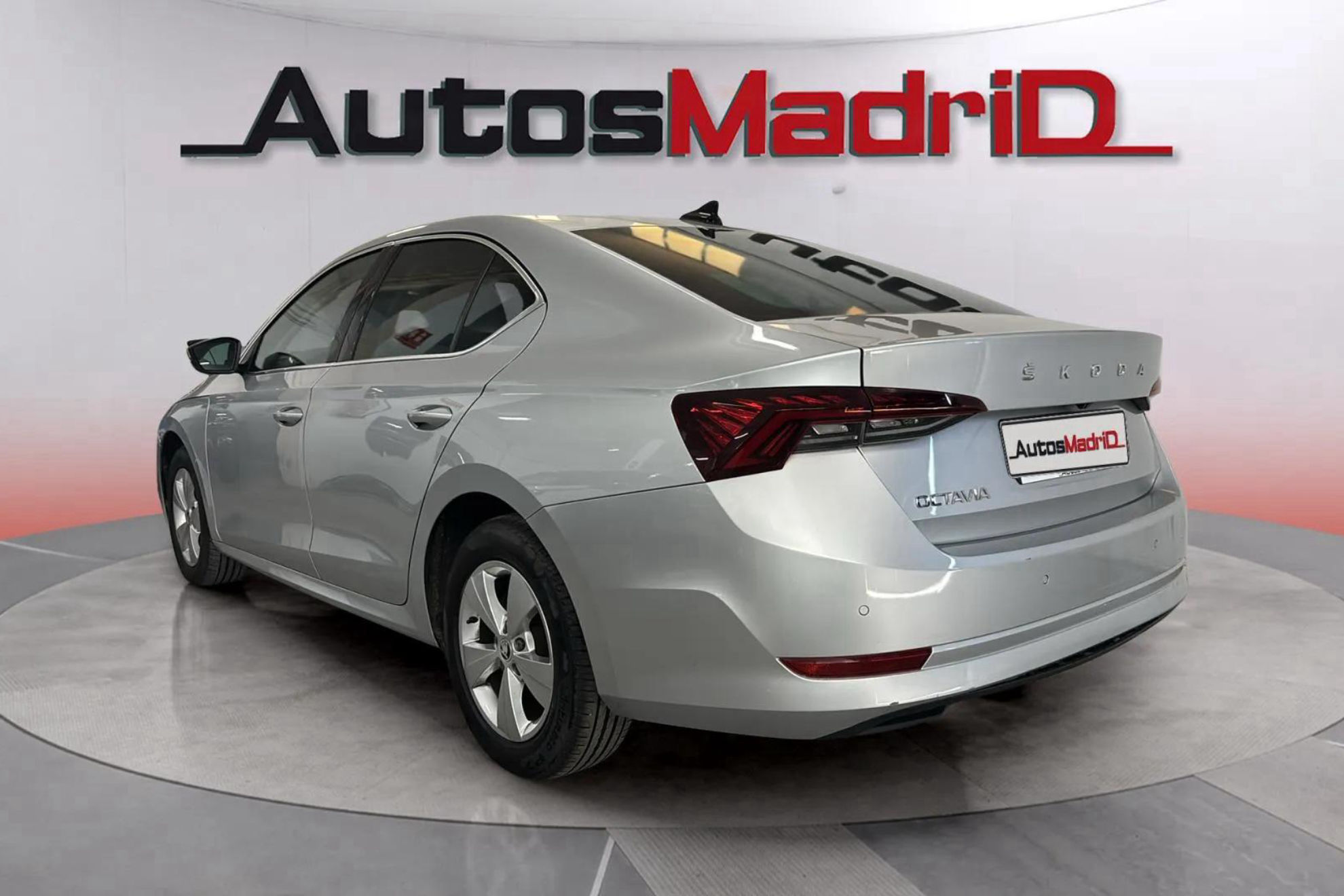 Škoda Octavia 2.0 TDI Ambition - foto 5