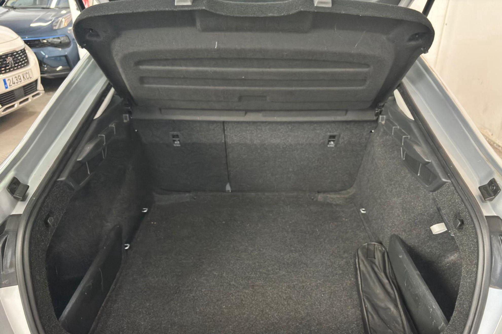 Škoda Octavia 2.0 TDI Ambition - foto 9