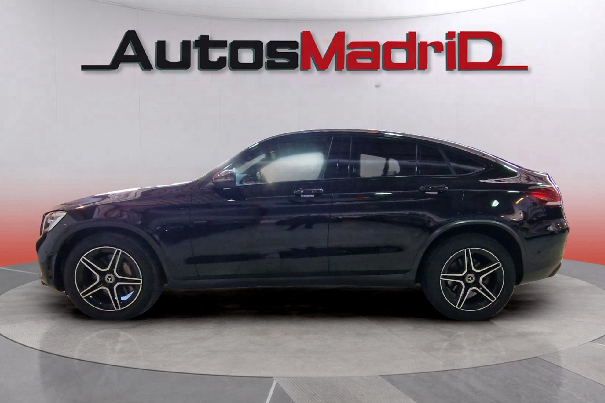 Mercedes-Benz GLC 220 d 4MATIC - foto 4