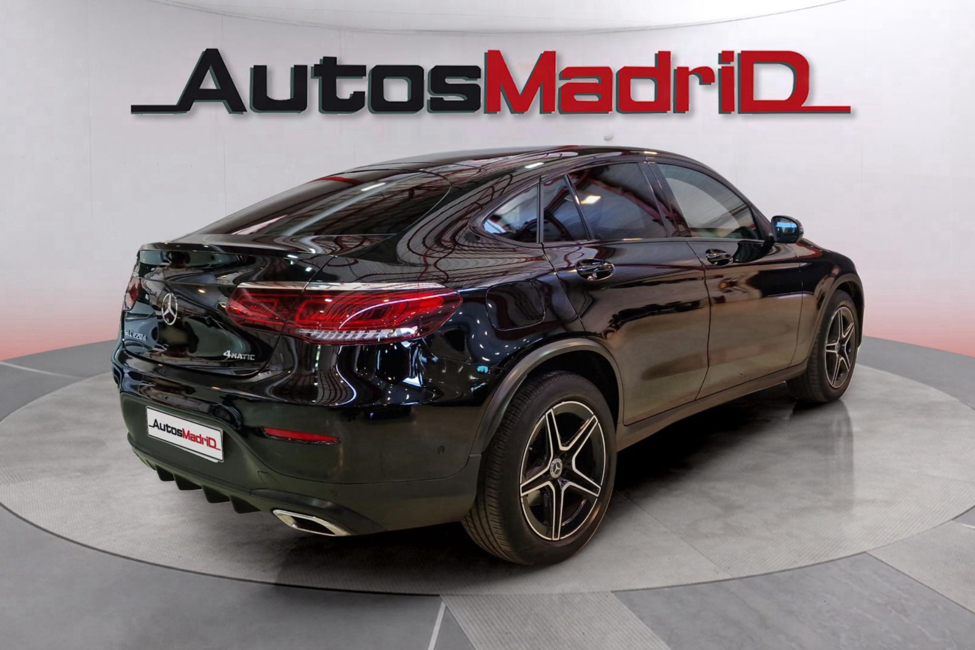 Mercedes-Benz GLC 220 d 4MATIC - foto 9