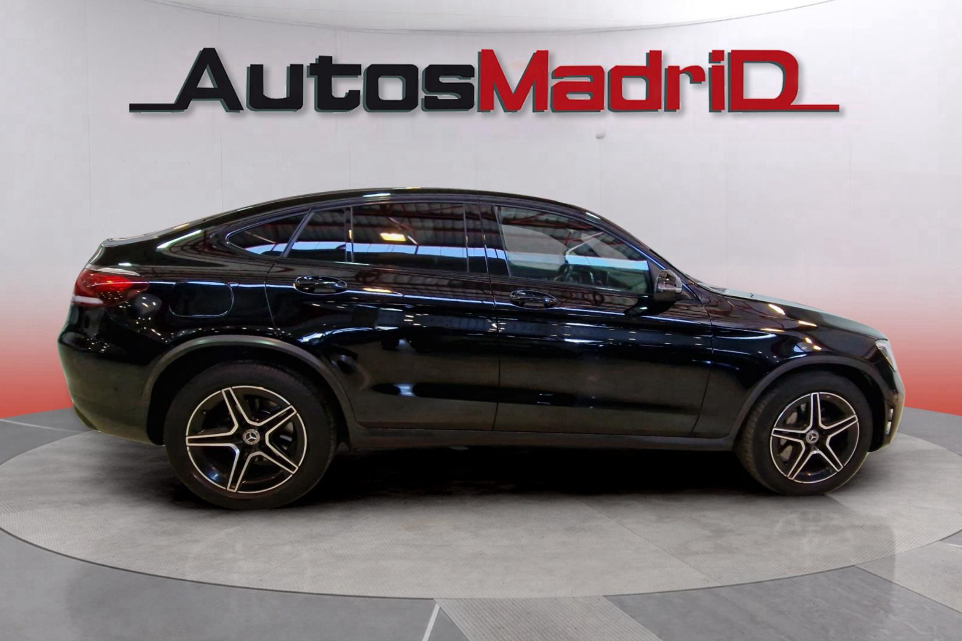 Mercedes-Benz GLC 220 d 4MATIC - foto 10
