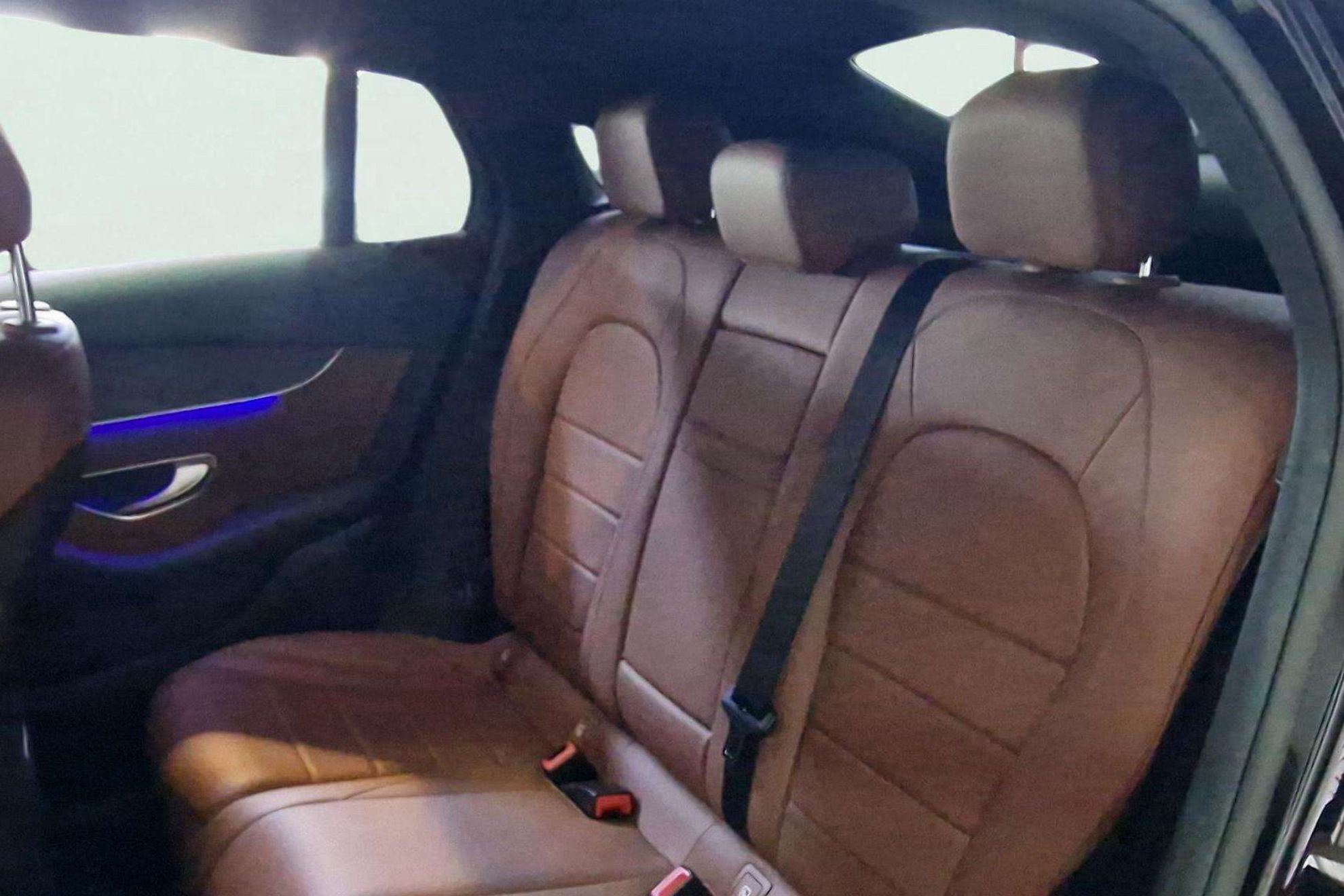 Mercedes-Benz GLC 220 d 4MATIC - foto 16