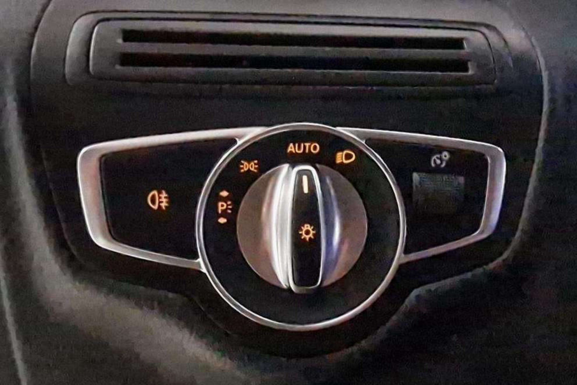 Mercedes-Benz GLC 220 d 4MATIC - foto 13
