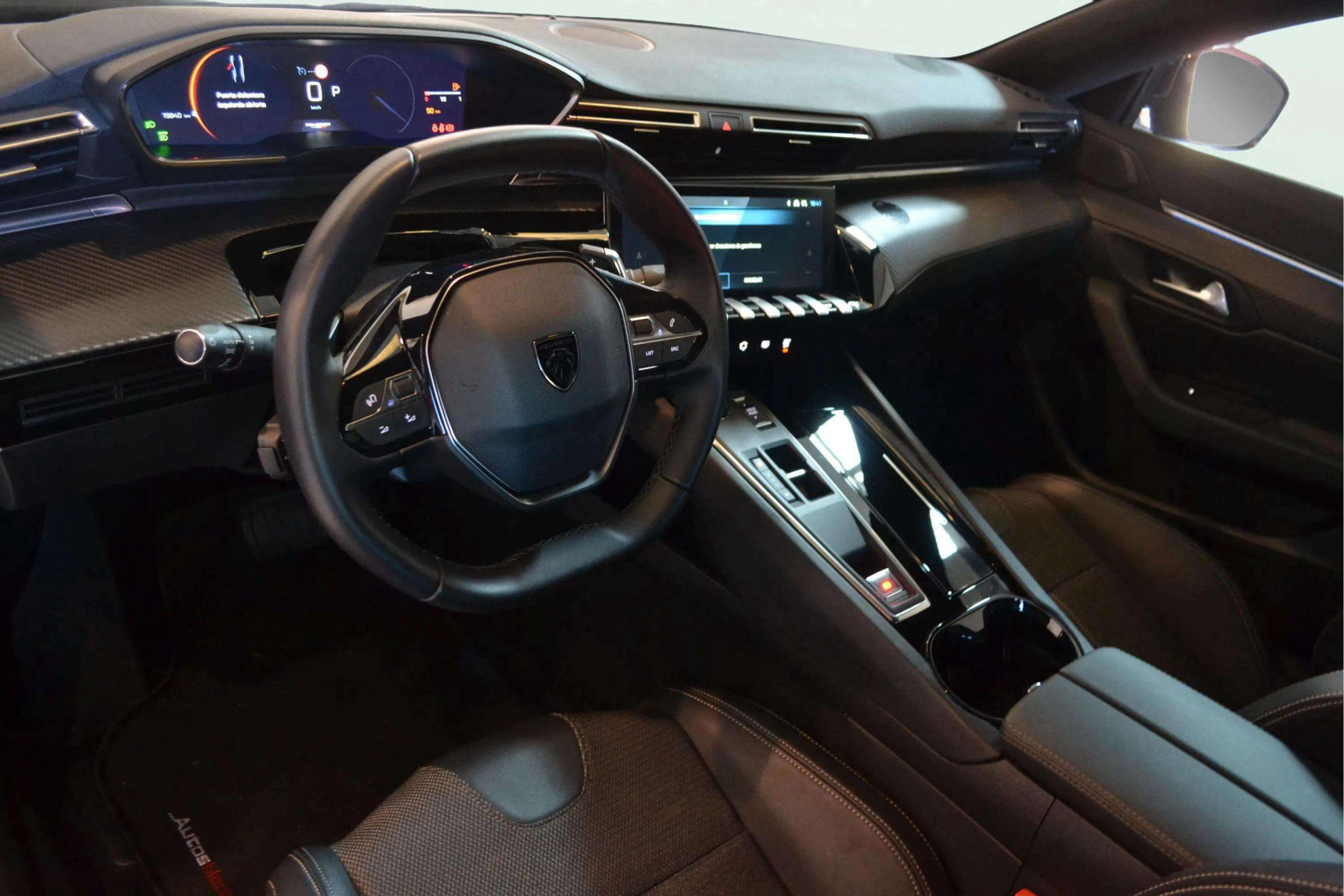 Peugeot 508 Allure PureTech 130 EAT8 - foto 15