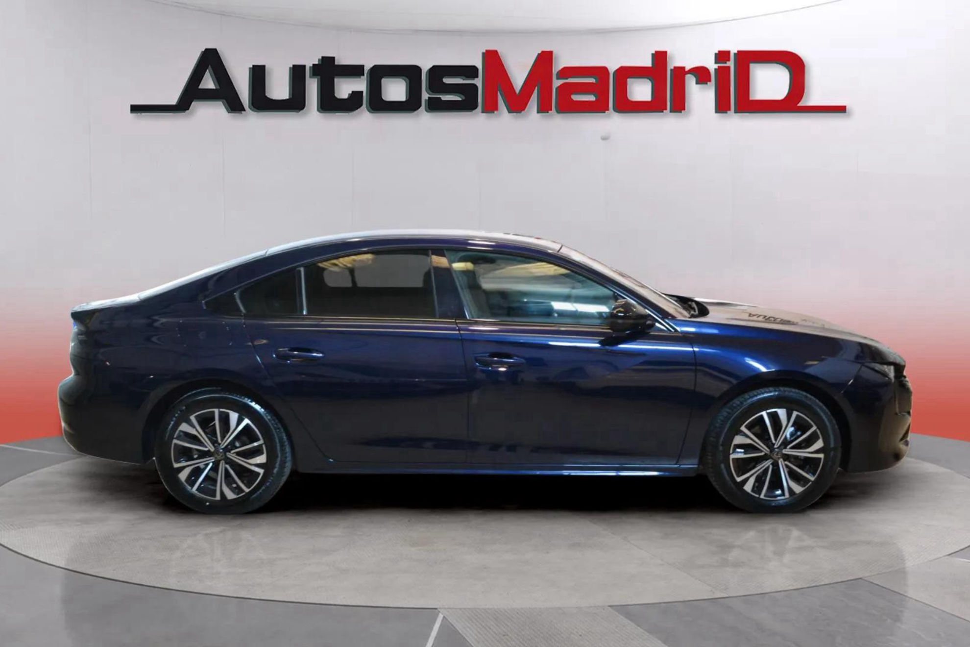 Peugeot 508 Allure PureTech 130 EAT8 - foto 7