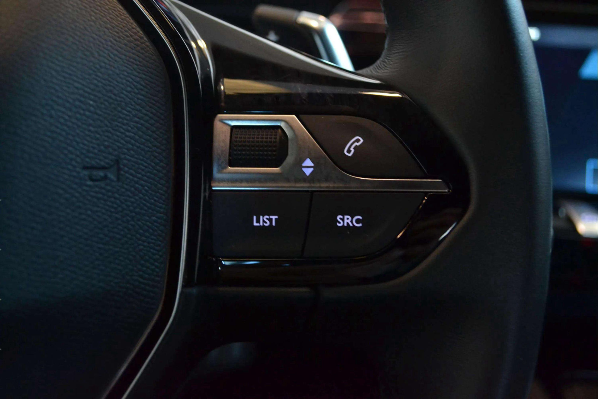 Peugeot 508 Allure PureTech 130 EAT8 - foto 19