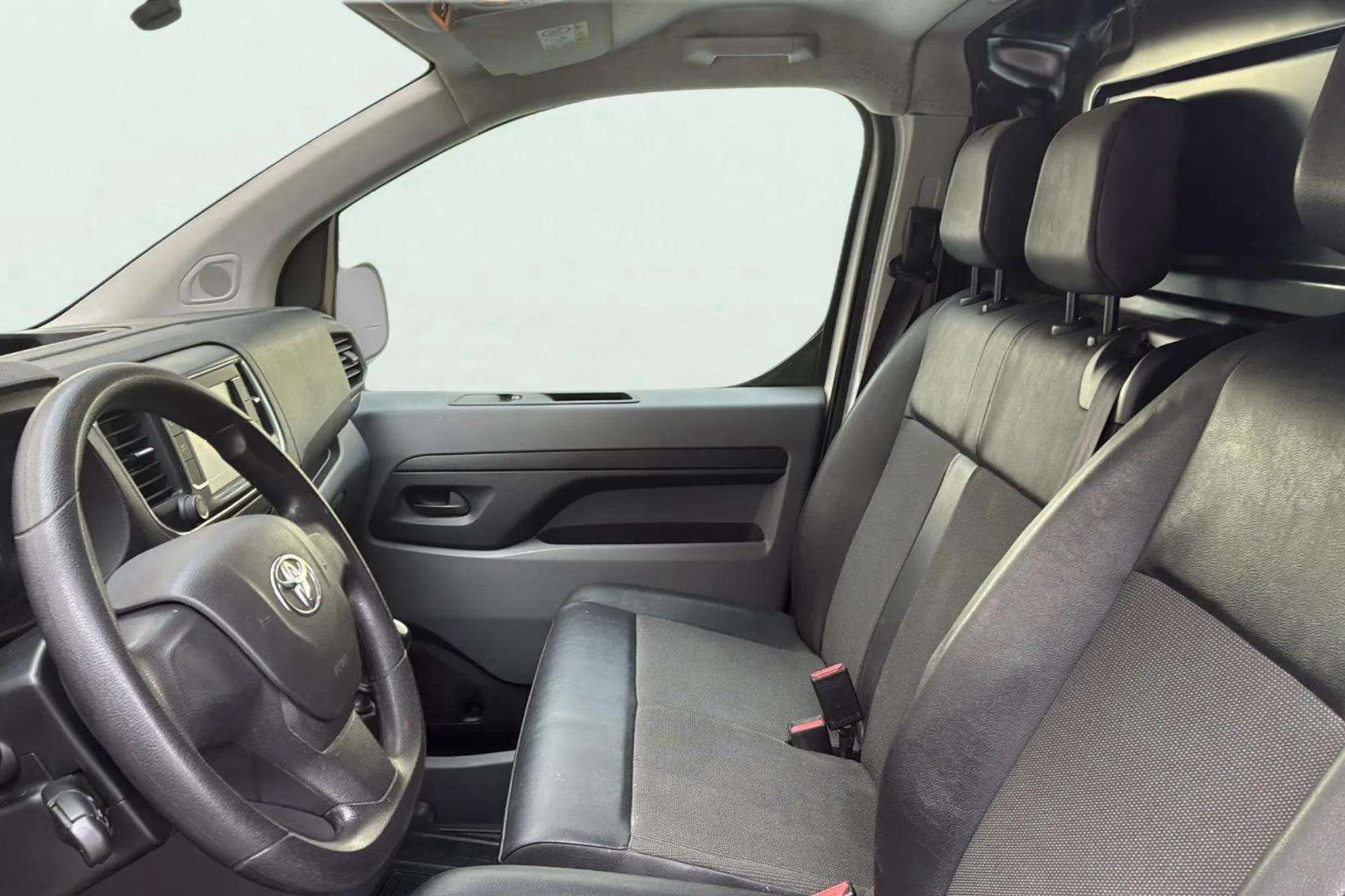 Toyota Proace 1.5D GX 1 plazas 2PT L1 - foto 13