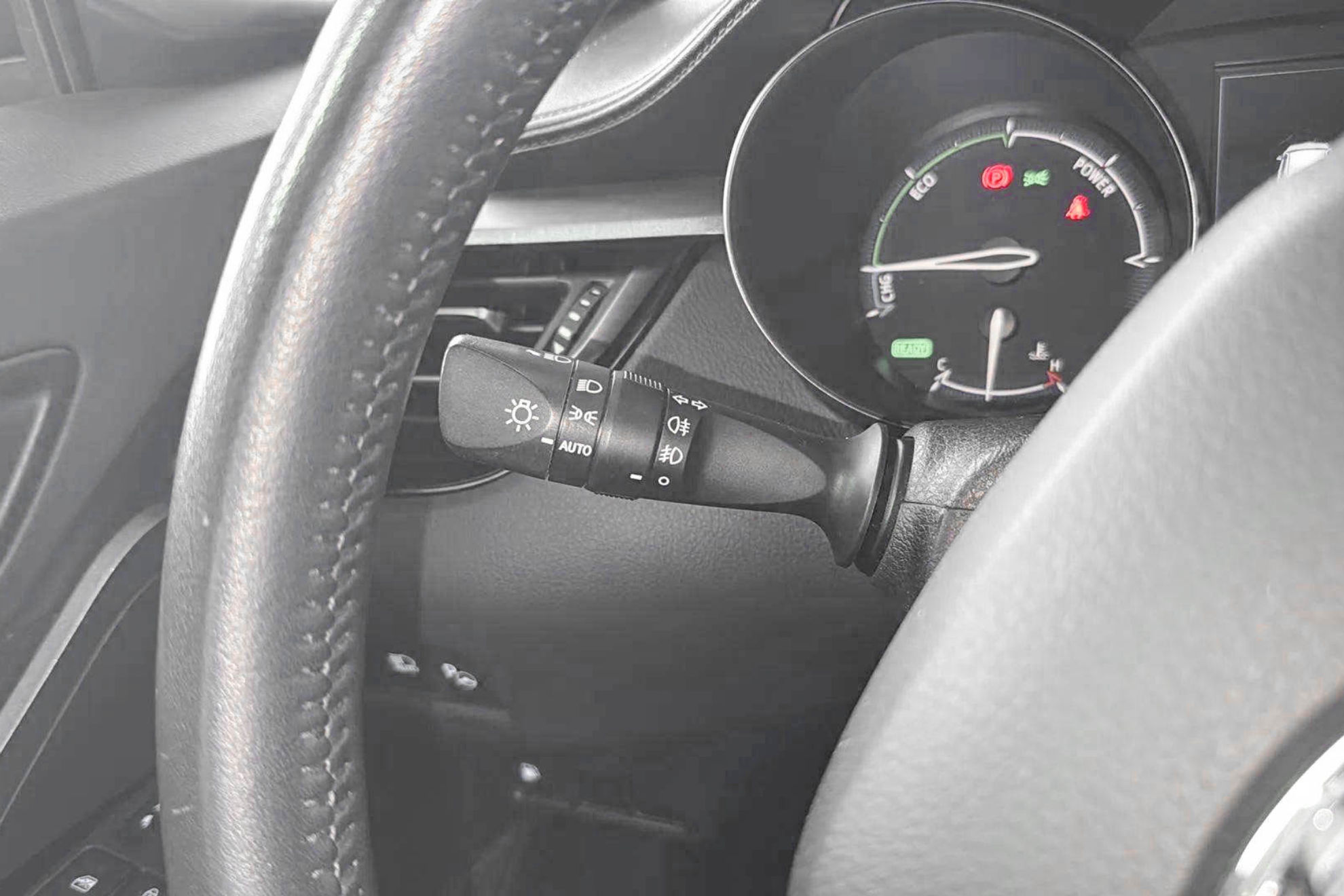 Toyota C-HR 1.8 125H Advance - foto 24