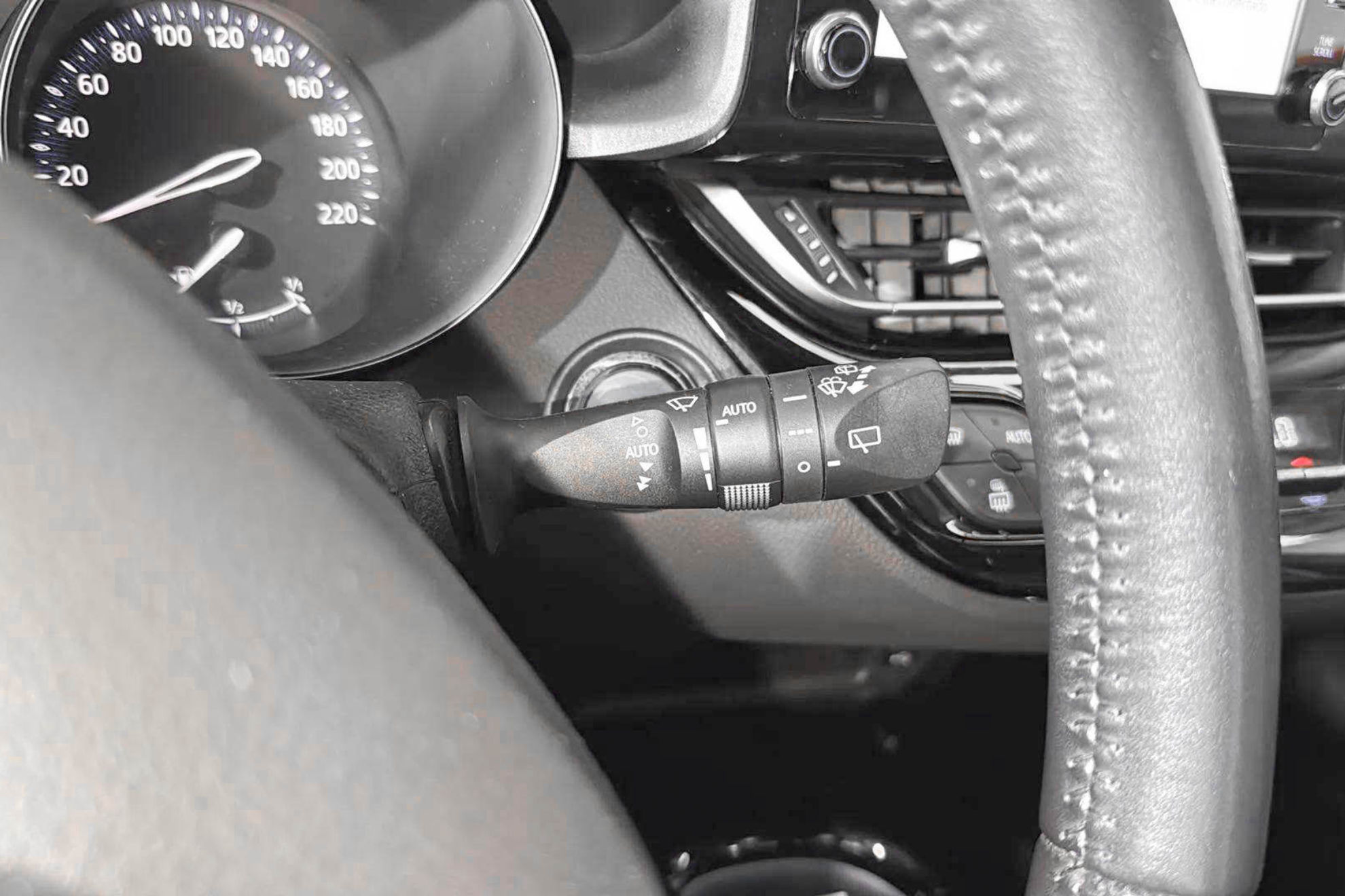 Toyota C-HR 1.8 125H Advance - foto 25