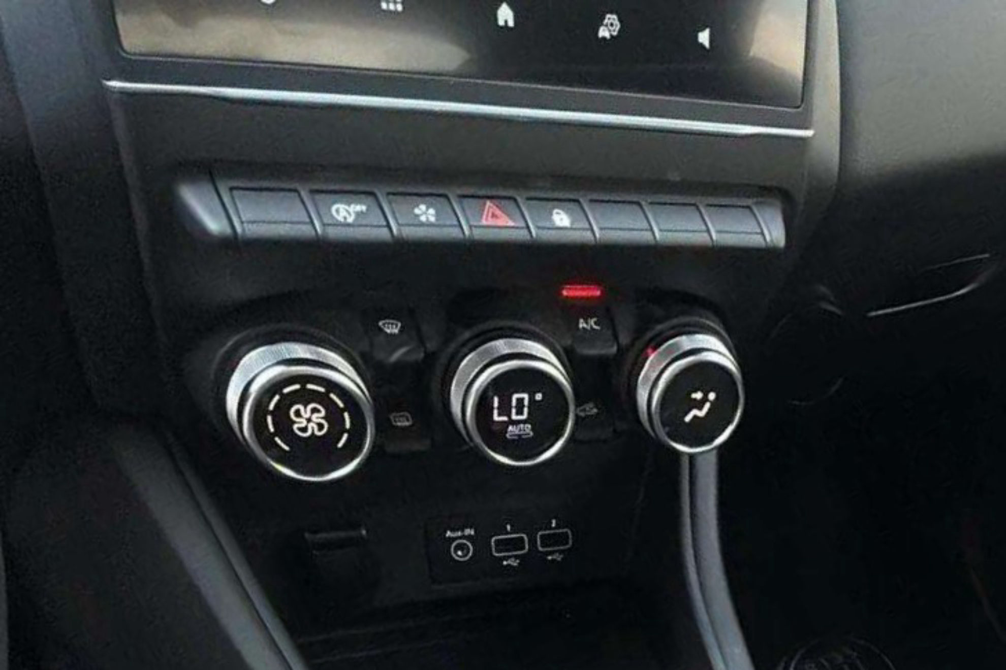 Renault Captur zen fast track E-Tech híbrido - foto 19