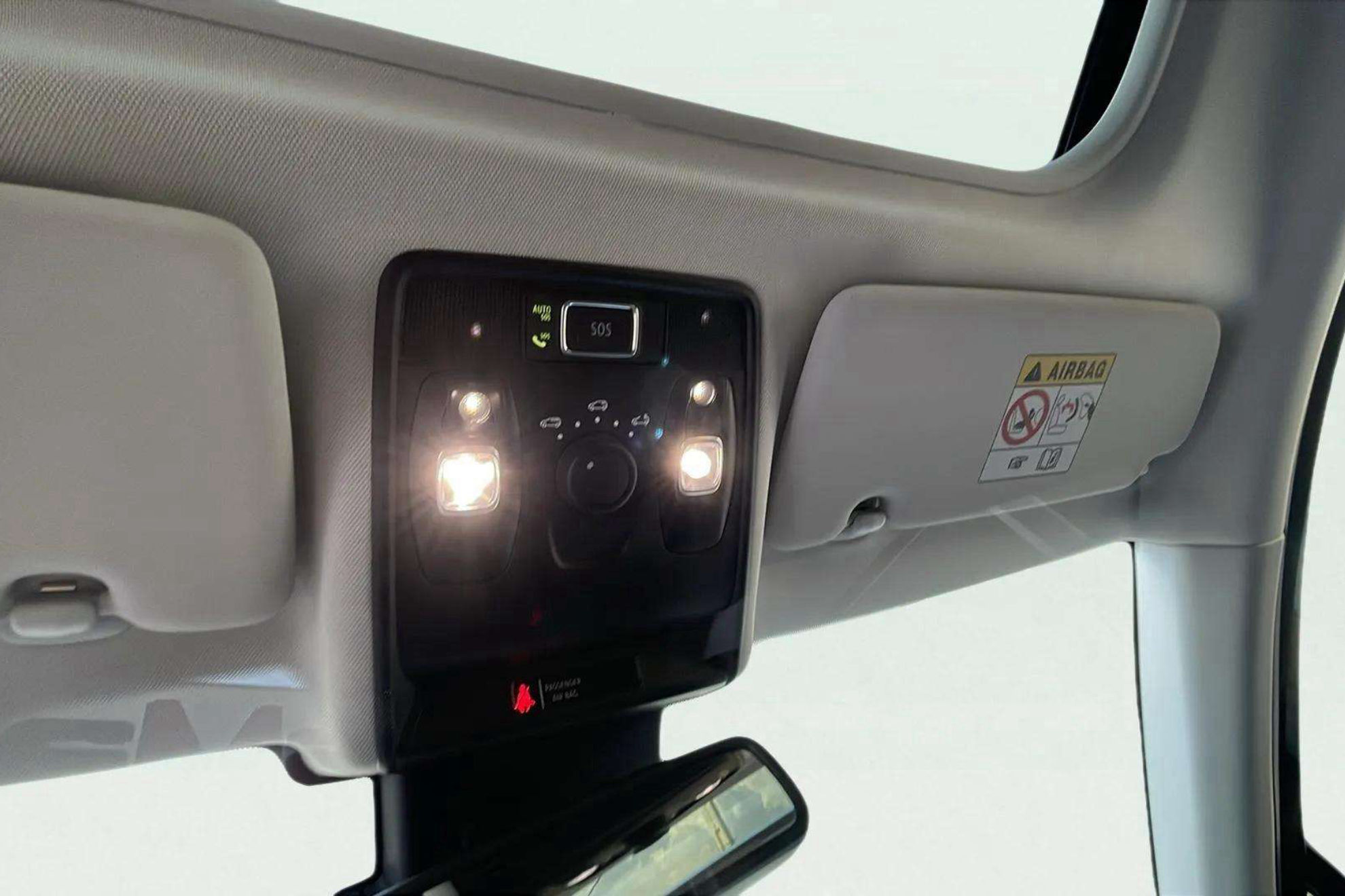 Renault Captur zen fast track E-Tech híbrido - foto 20
