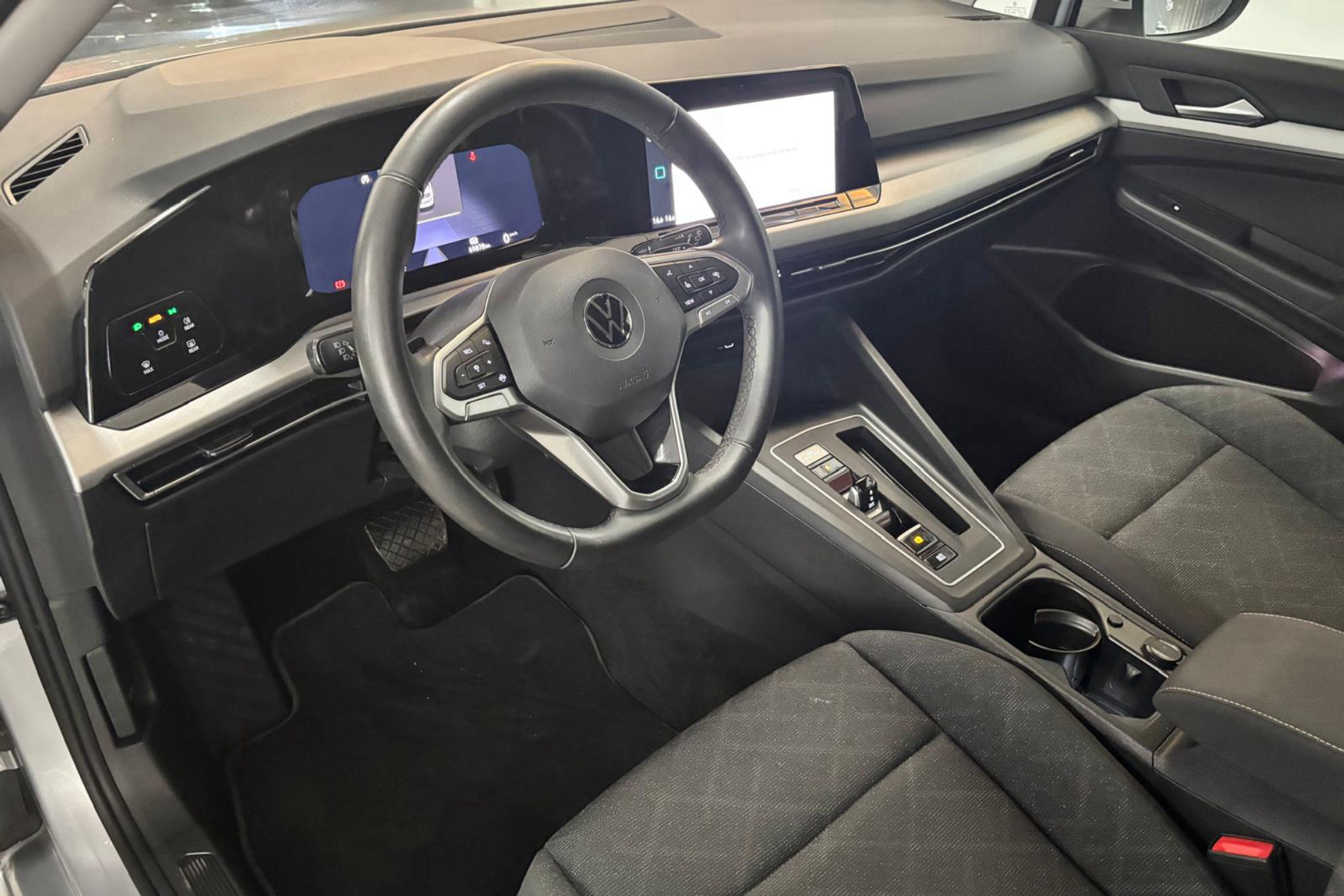 Volkswagen Golf Life 2.0 TDI DSG - foto 16