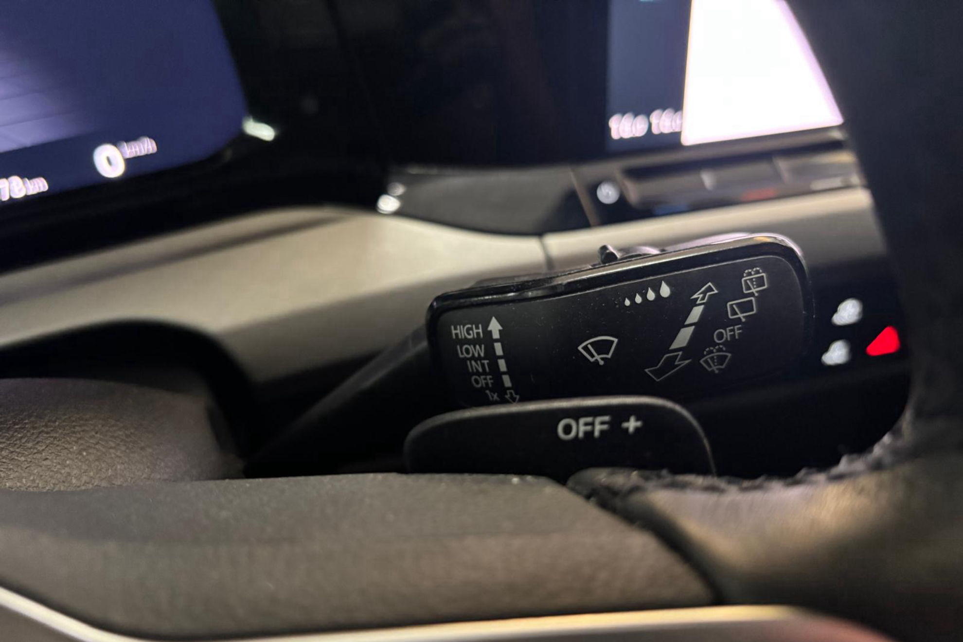 Volkswagen Golf Life 2.0 TDI DSG - foto 20