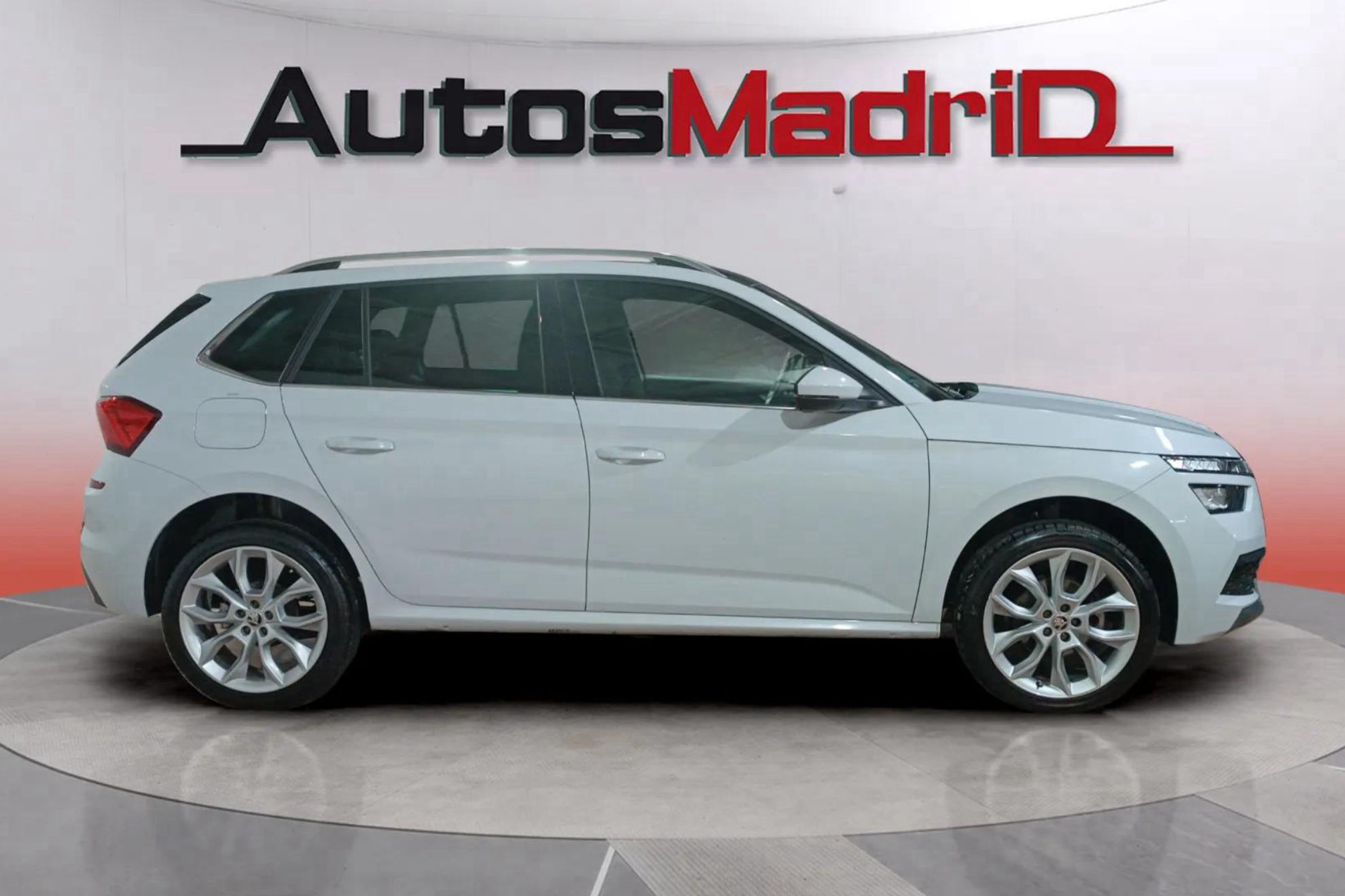Škoda Kamiq 1.0 TSI Style - foto 9