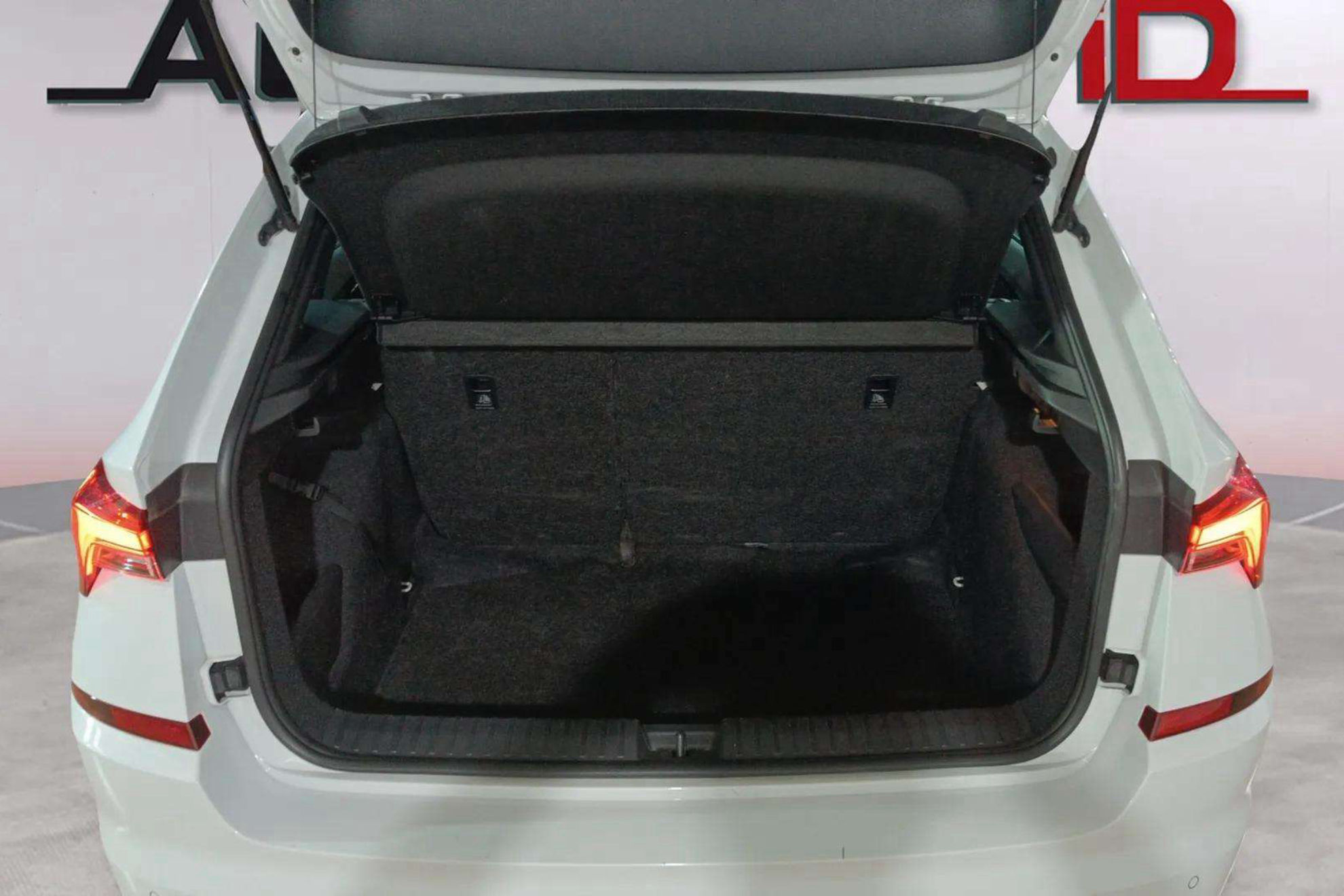 Škoda Kamiq 1.0 TSI Style - foto 7