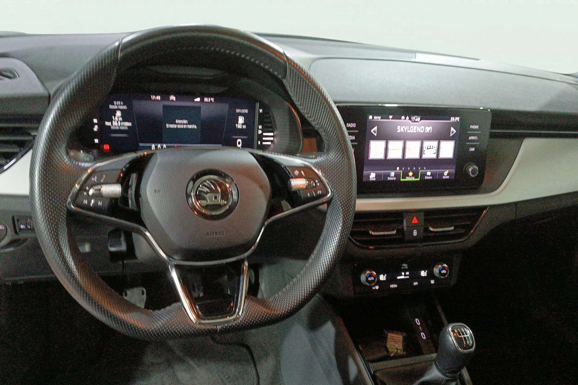 Škoda Kamiq 1.0 TSI Style - foto 12