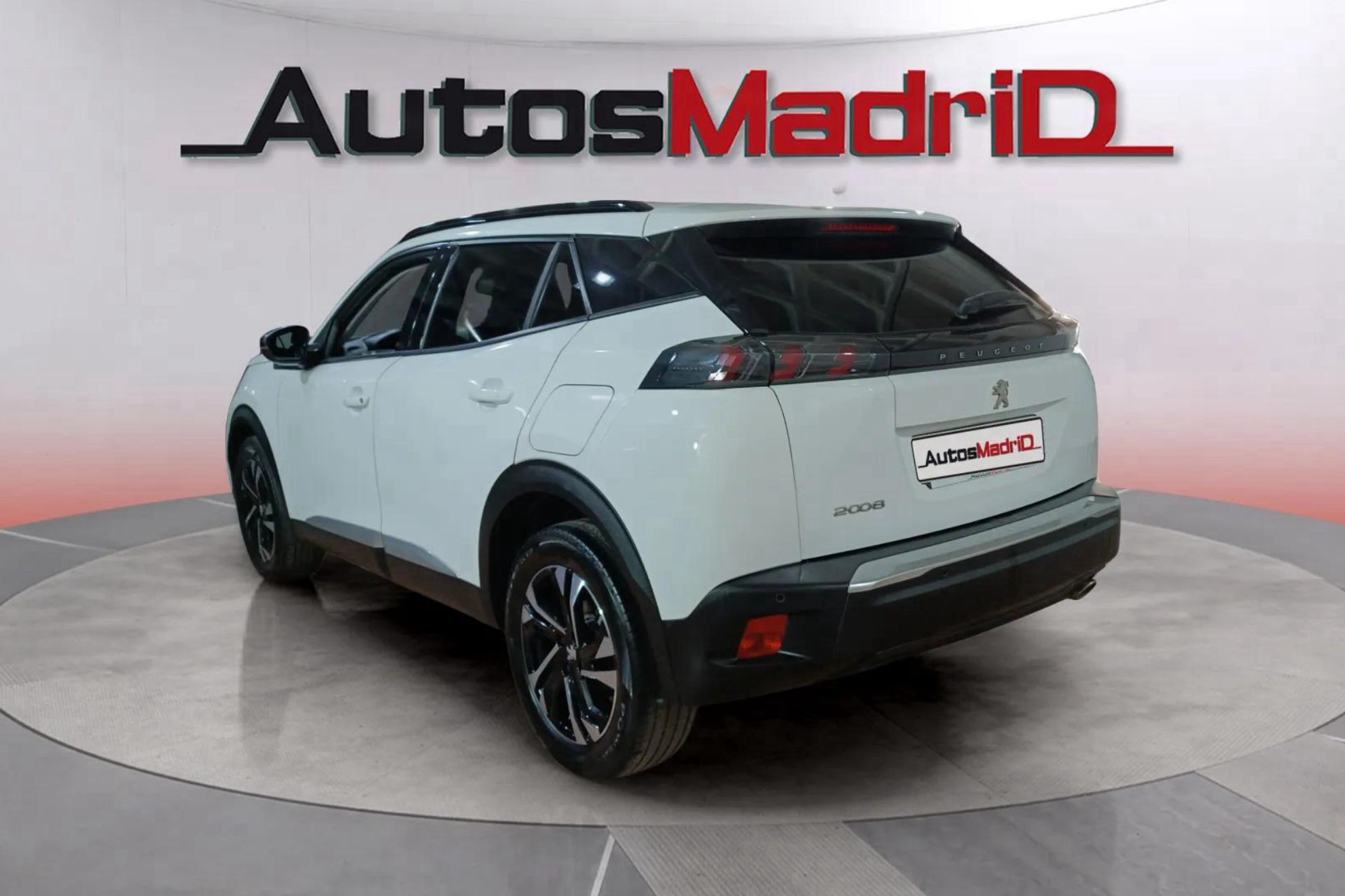 Peugeot 2008 Allure BlueHDi - foto 5