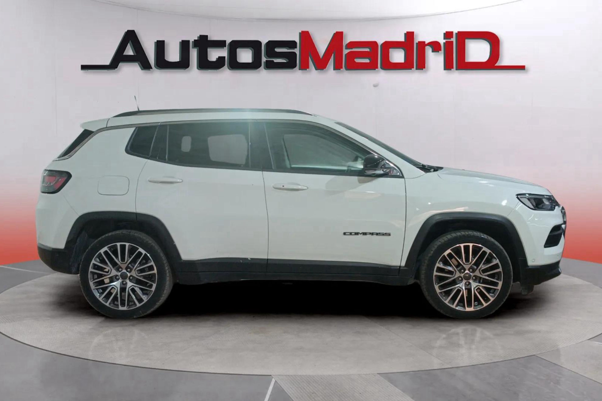 Jeep Compass 1.3 PHEV Limited AWD - foto 9