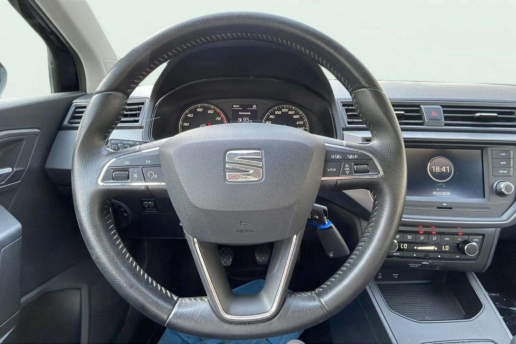 SEAT Ibiza 1.0 TSI Style - foto 12