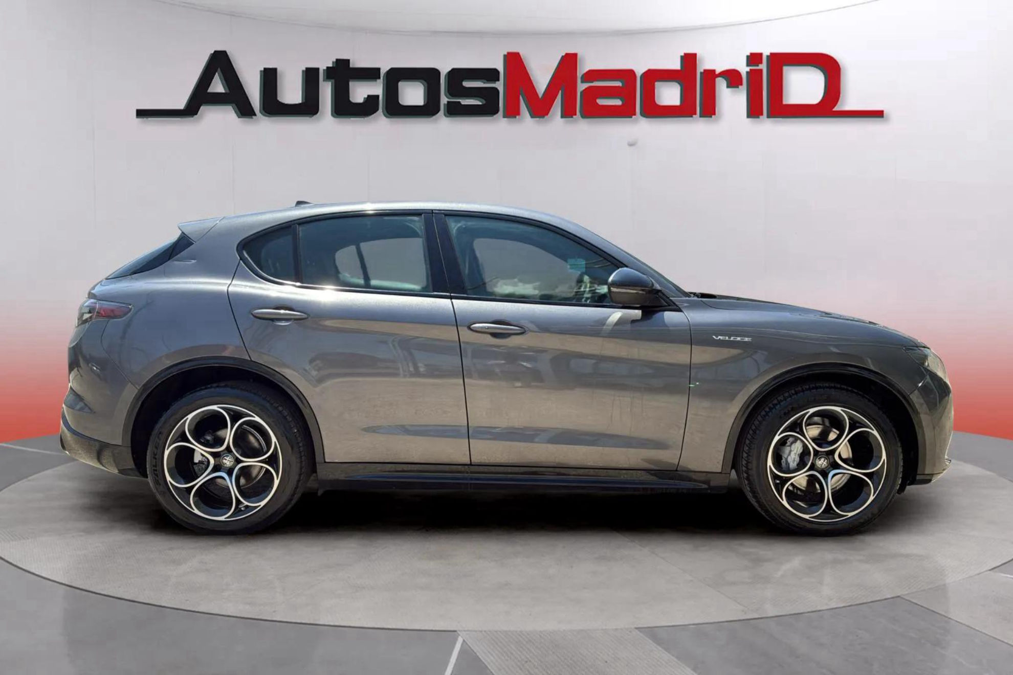 Alfa Romeo Stelvio 2.2 Diésel Veloce Q4 - foto 8