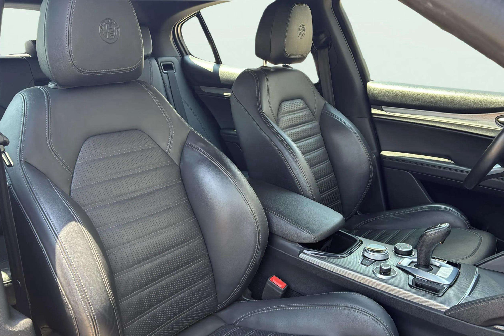 Alfa Romeo Stelvio 2.2 Diésel Veloce Q4 - foto 14