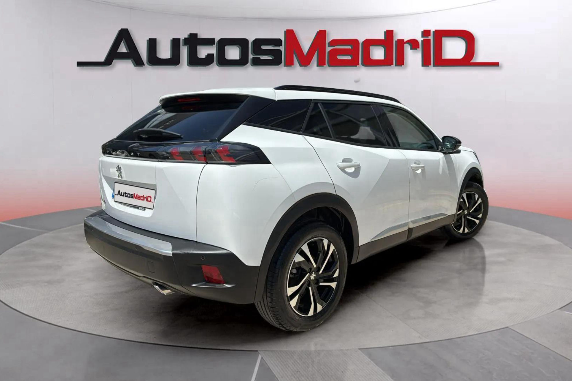 Peugeot 2008 Allure BlueHDi - foto 7