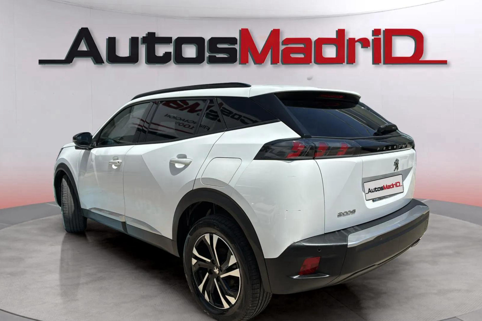 Peugeot 2008 Allure BlueHDi - foto 5