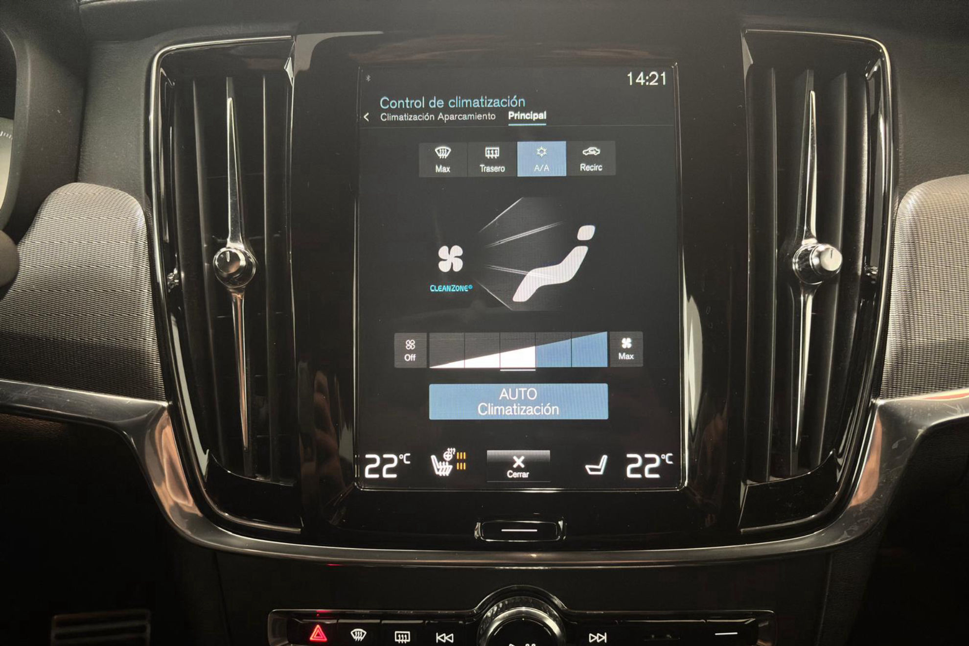 Volvo S90 2.0 B5 D AWD R-Design - foto 27