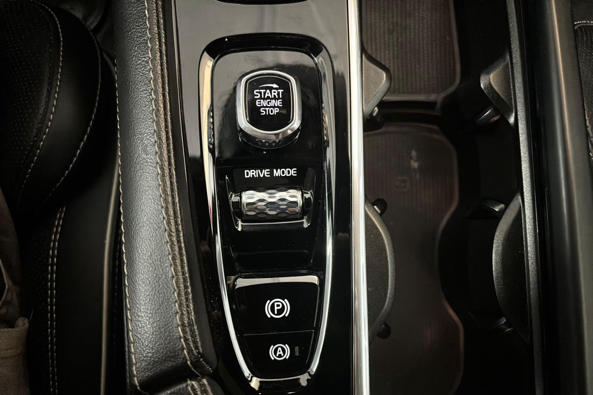 Volvo S90 2.0 B5 D AWD R-Design - foto 31