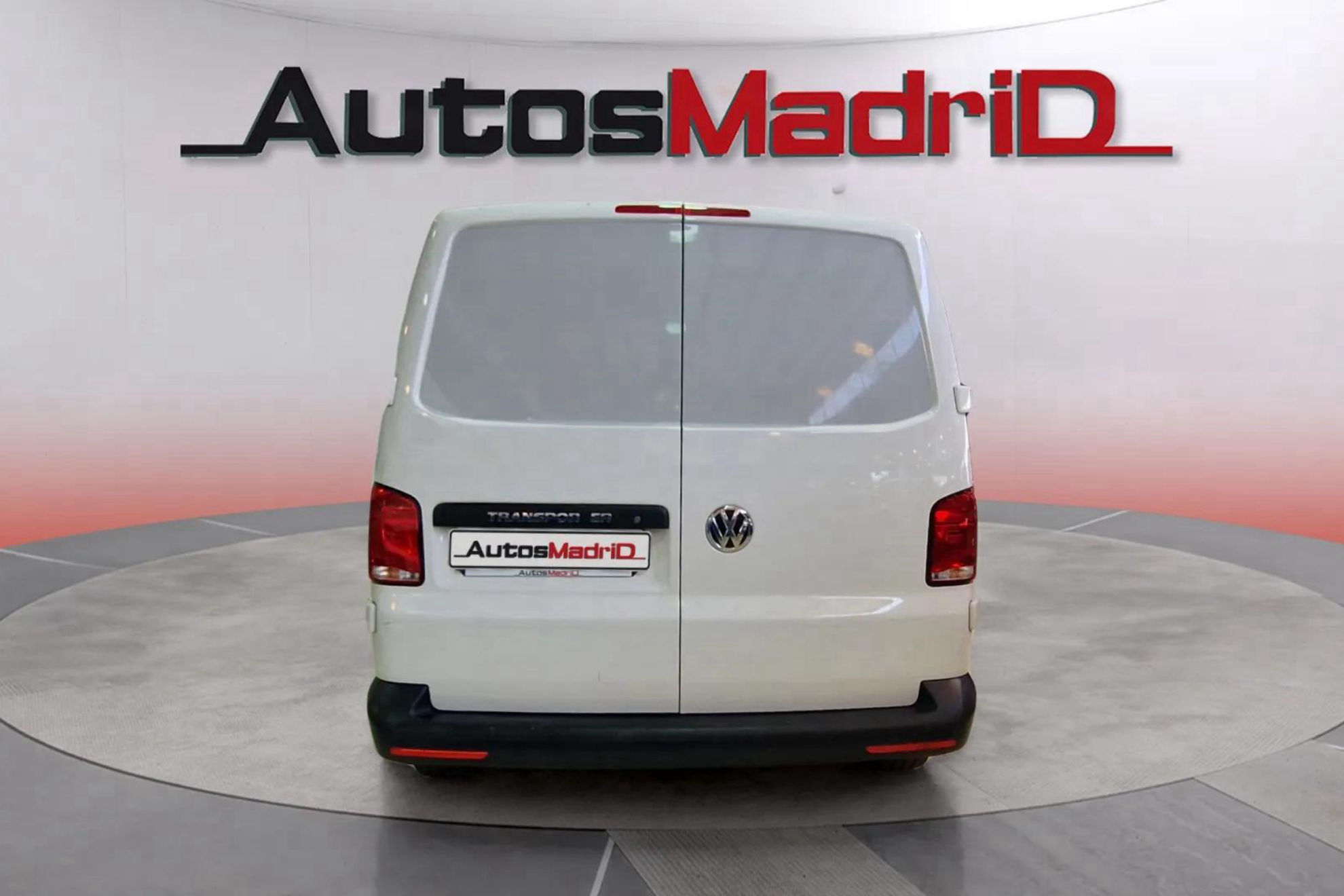 Volkswagen Transporter Furgón Corto TN 2.0 TDI - foto 6