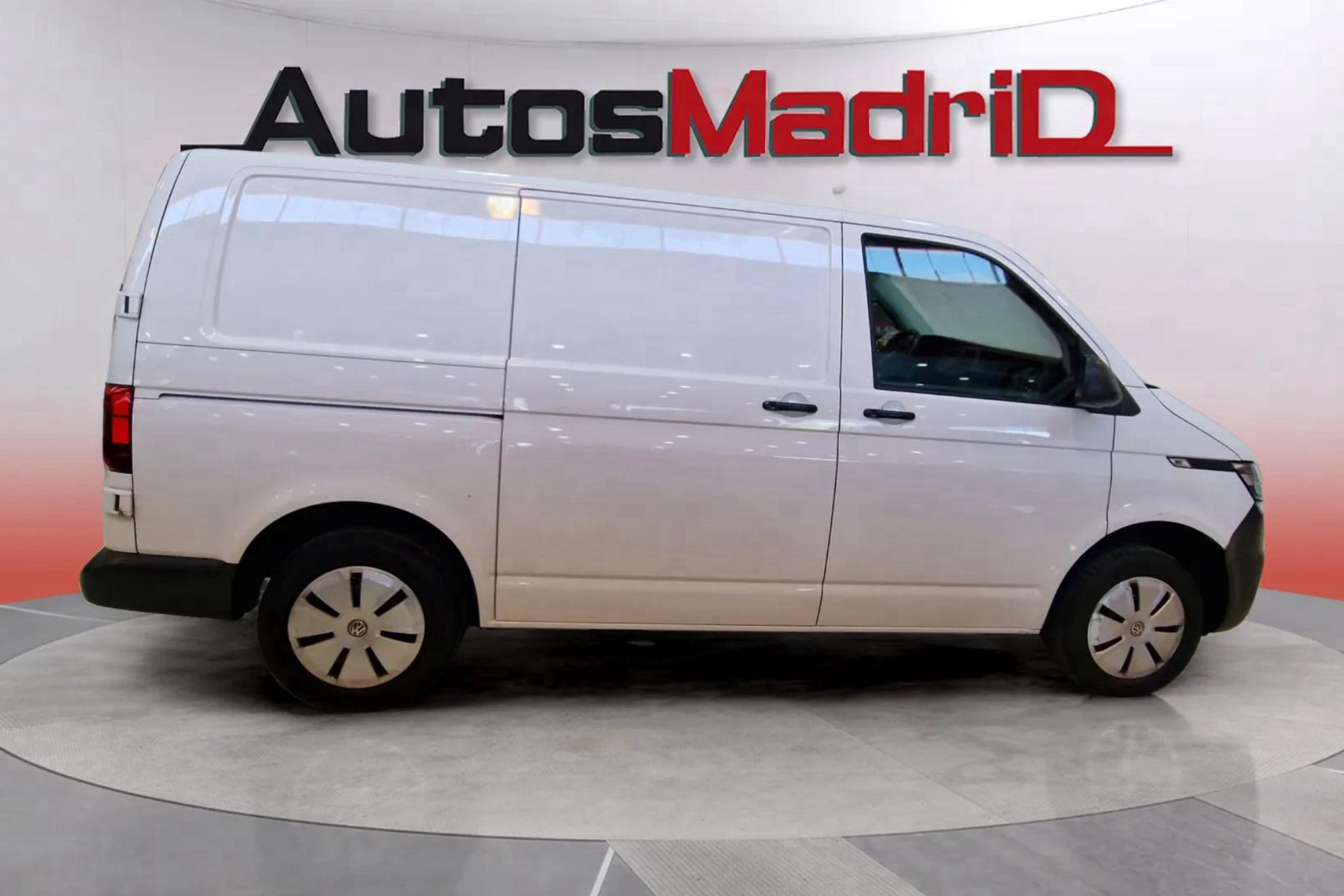 Volkswagen Transporter Furgón Corto TN 2.0 TDI - foto 9
