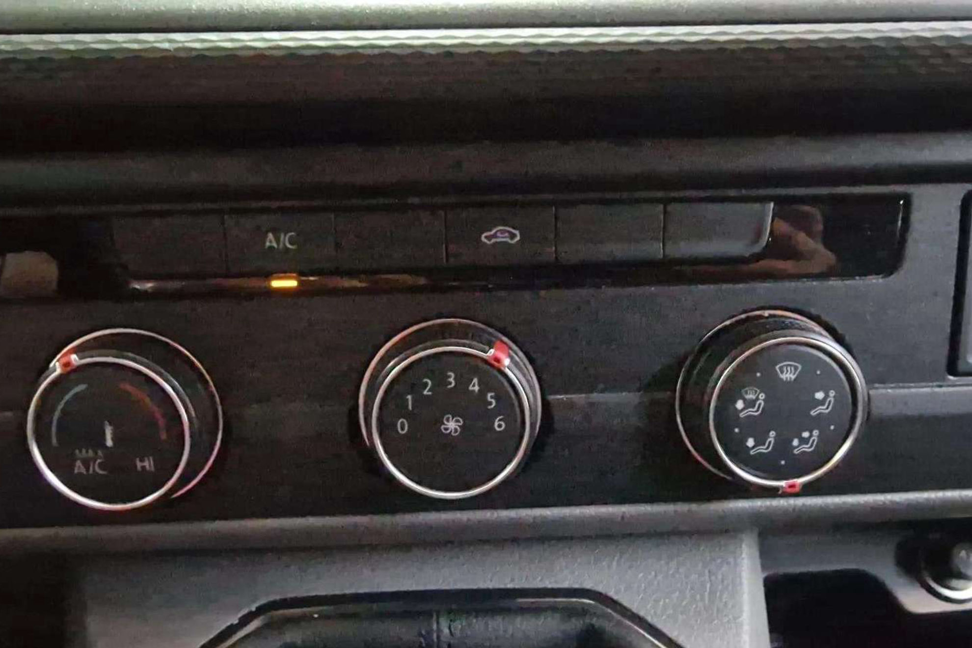 Volkswagen Transporter Furgón Corto TN 2.0 TDI - foto 22