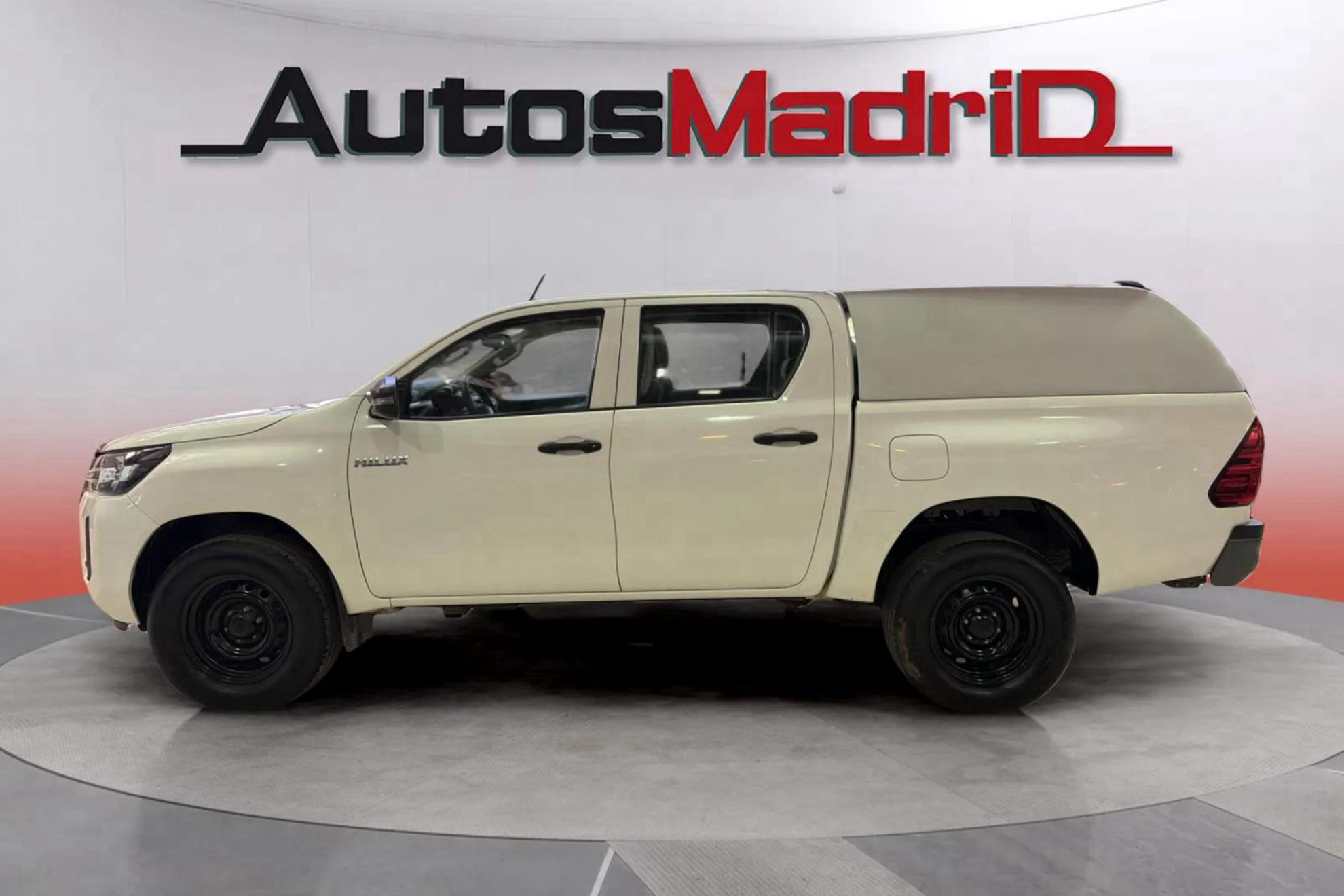 Toyota Hilux 2.4 D-4D Cabina Doble GX - foto 4