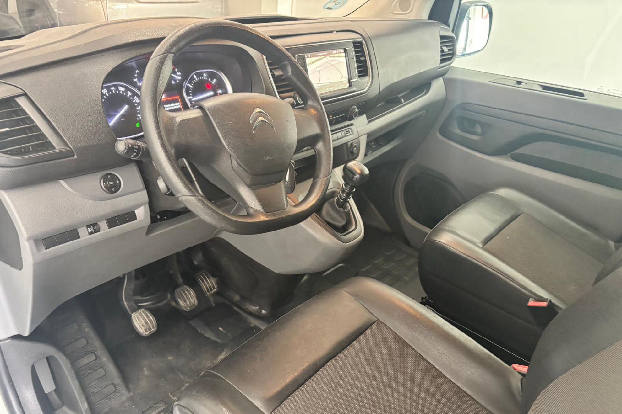 Citroën Jumpy Furgón Talla M BlueHDi 100 - foto 13