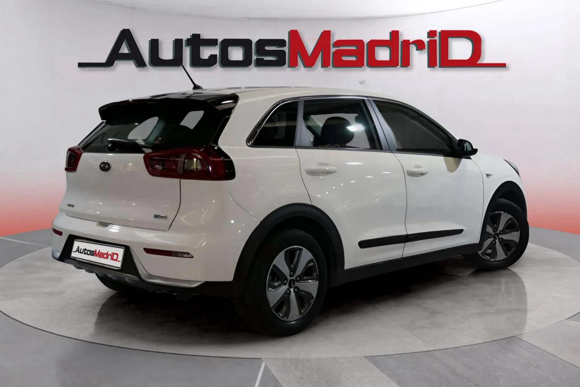 Kia Niro 1.6 GDi HEV Drive - foto 3