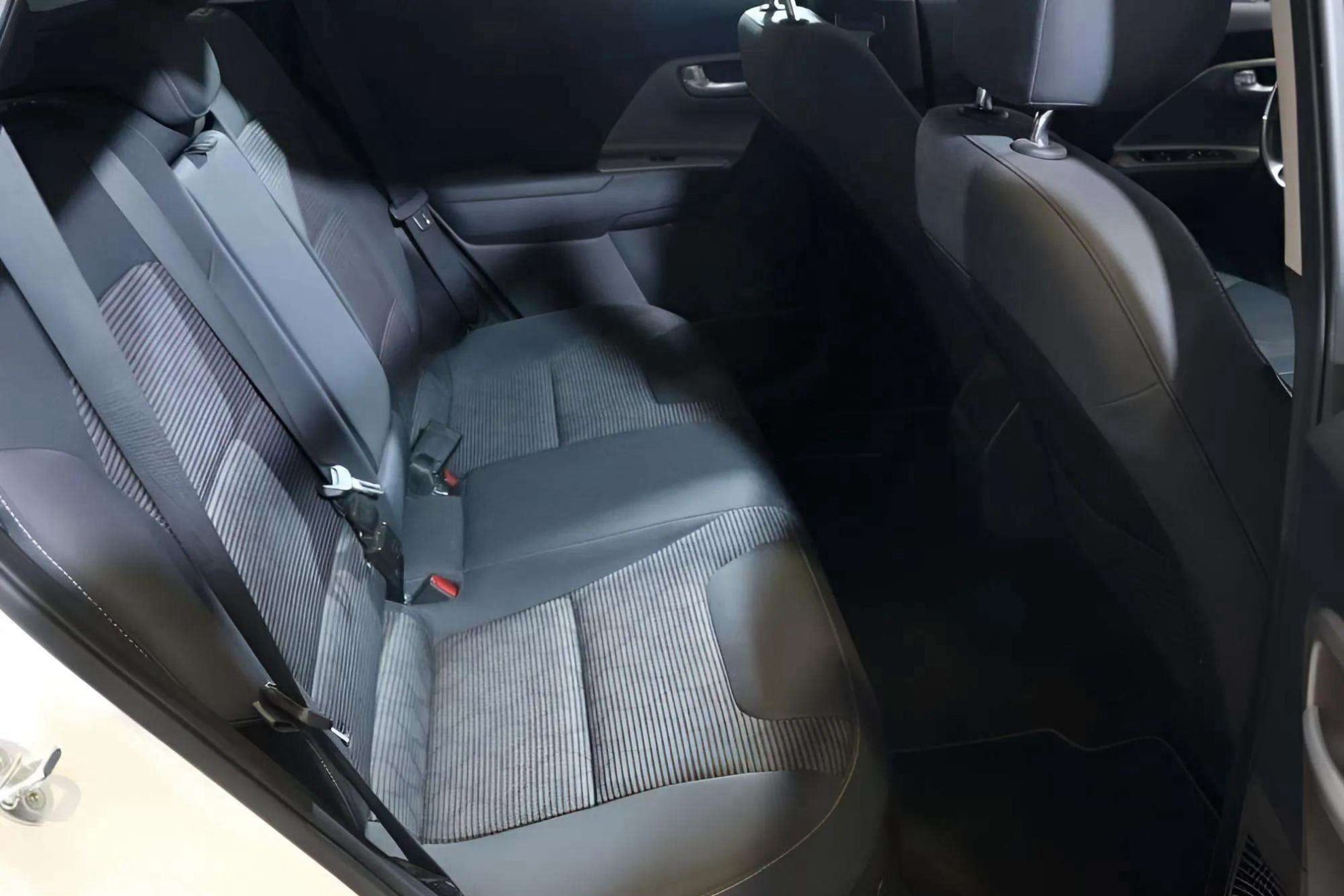 Kia Niro 1.6 GDi HEV Drive - foto 11