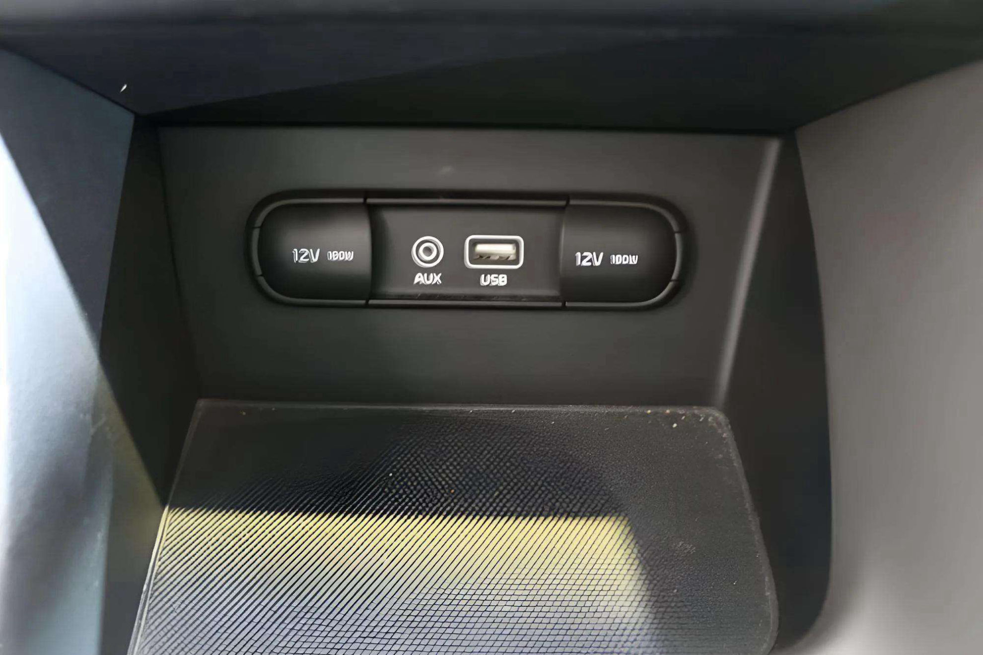 Kia Niro 1.6 GDi HEV Drive - foto 22