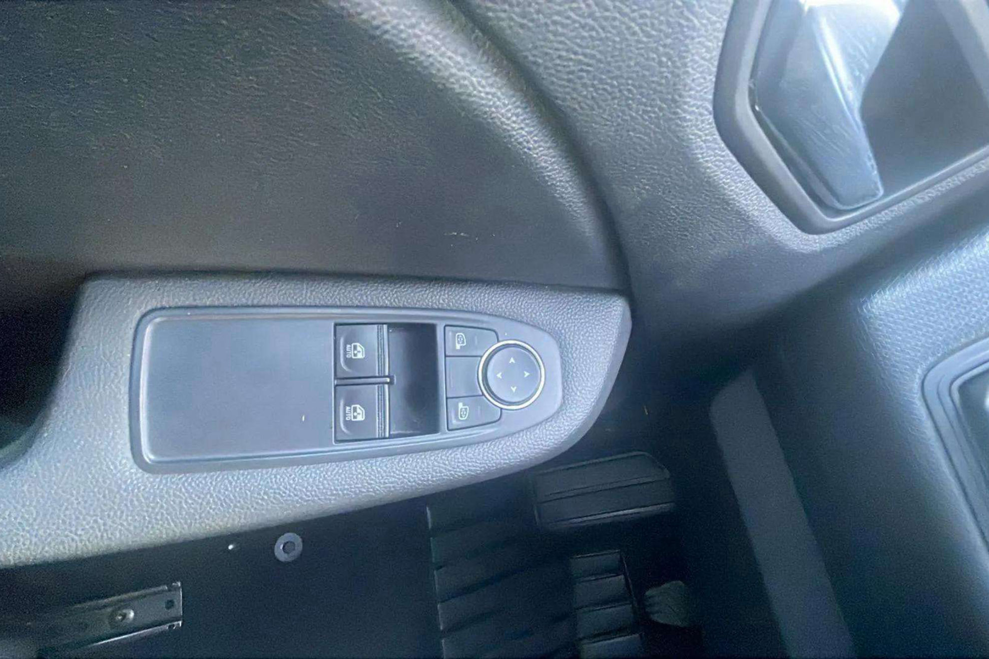 Renault Clio Evolution TCe 90 - foto 12
