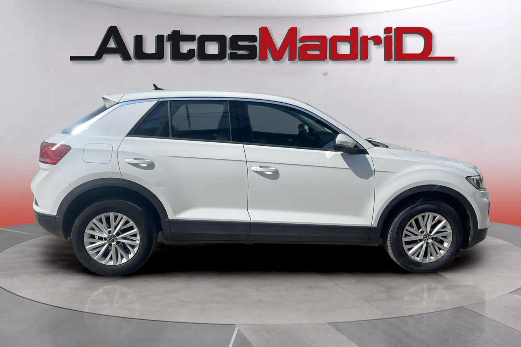 Volkswagen T-Roc Advance 2.0 TDI - foto 9