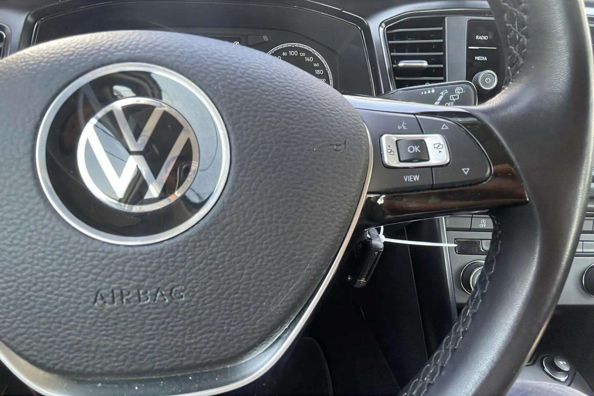 Volkswagen T-Roc Advance 2.0 TDI - foto 18