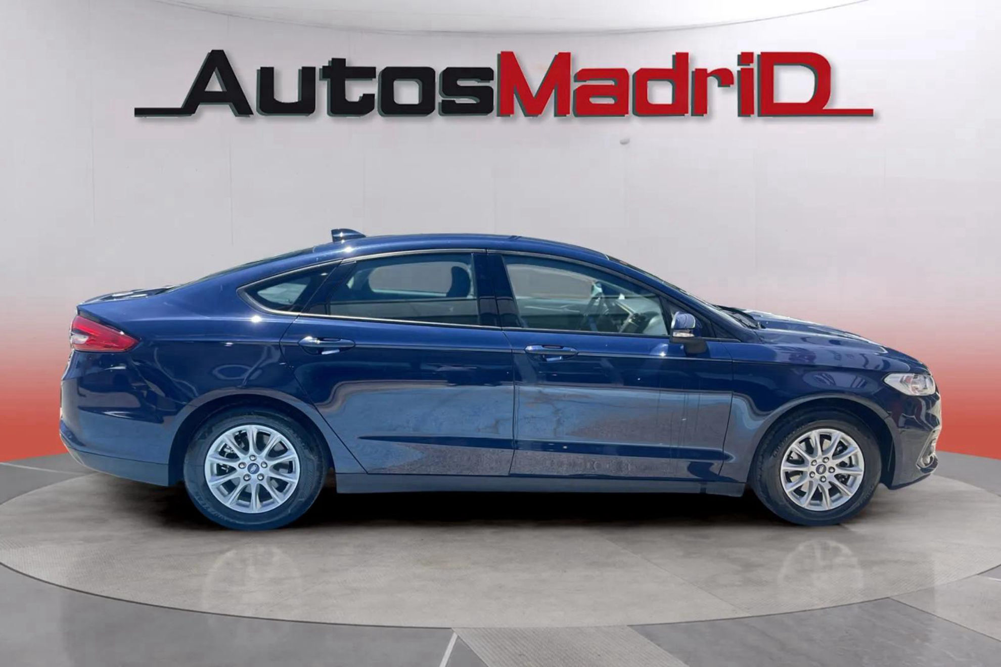 Ford Mondeo 2.0 Híbrido Trend HEV - foto 8