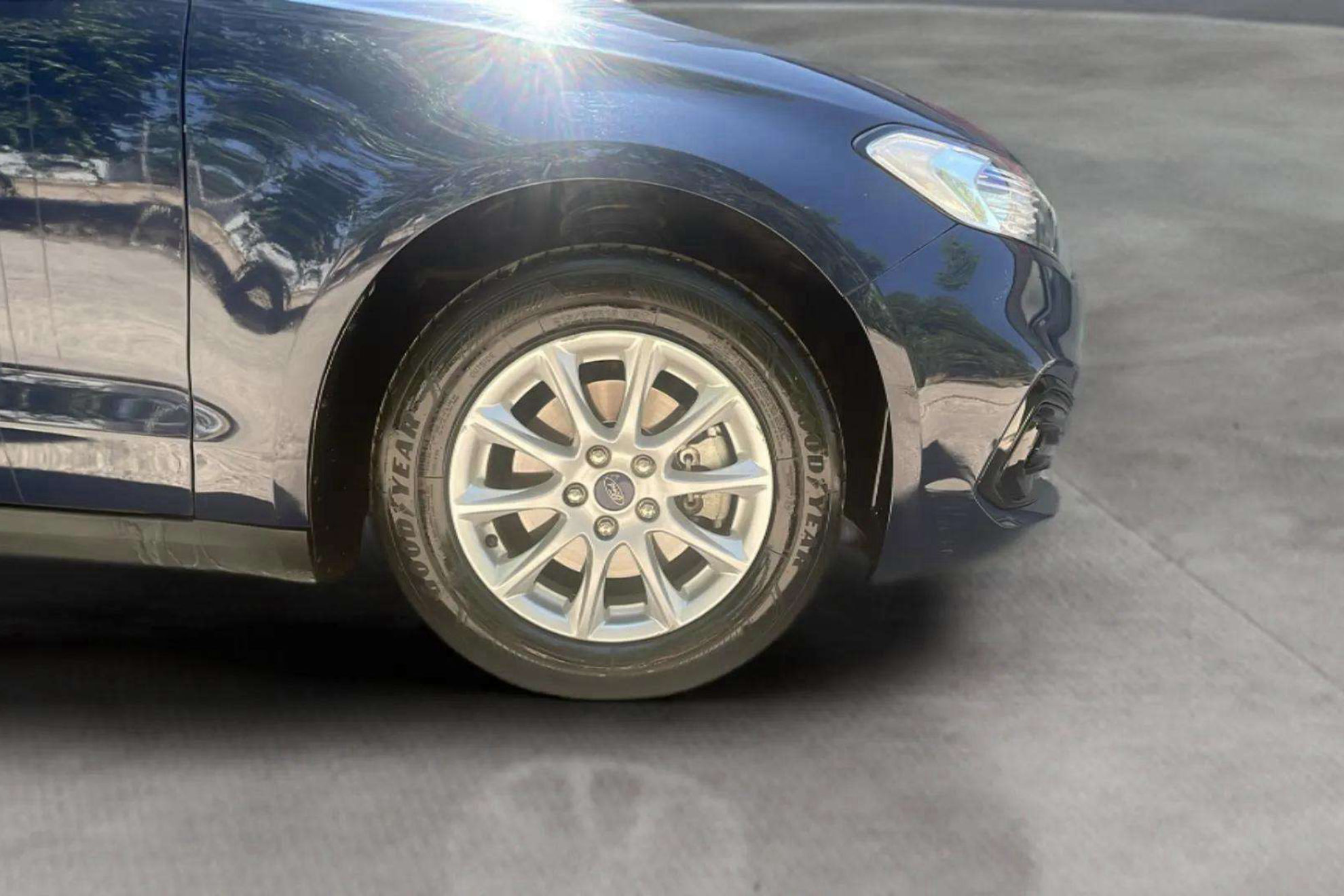 Ford Mondeo 2.0 Híbrido Trend HEV - foto 10