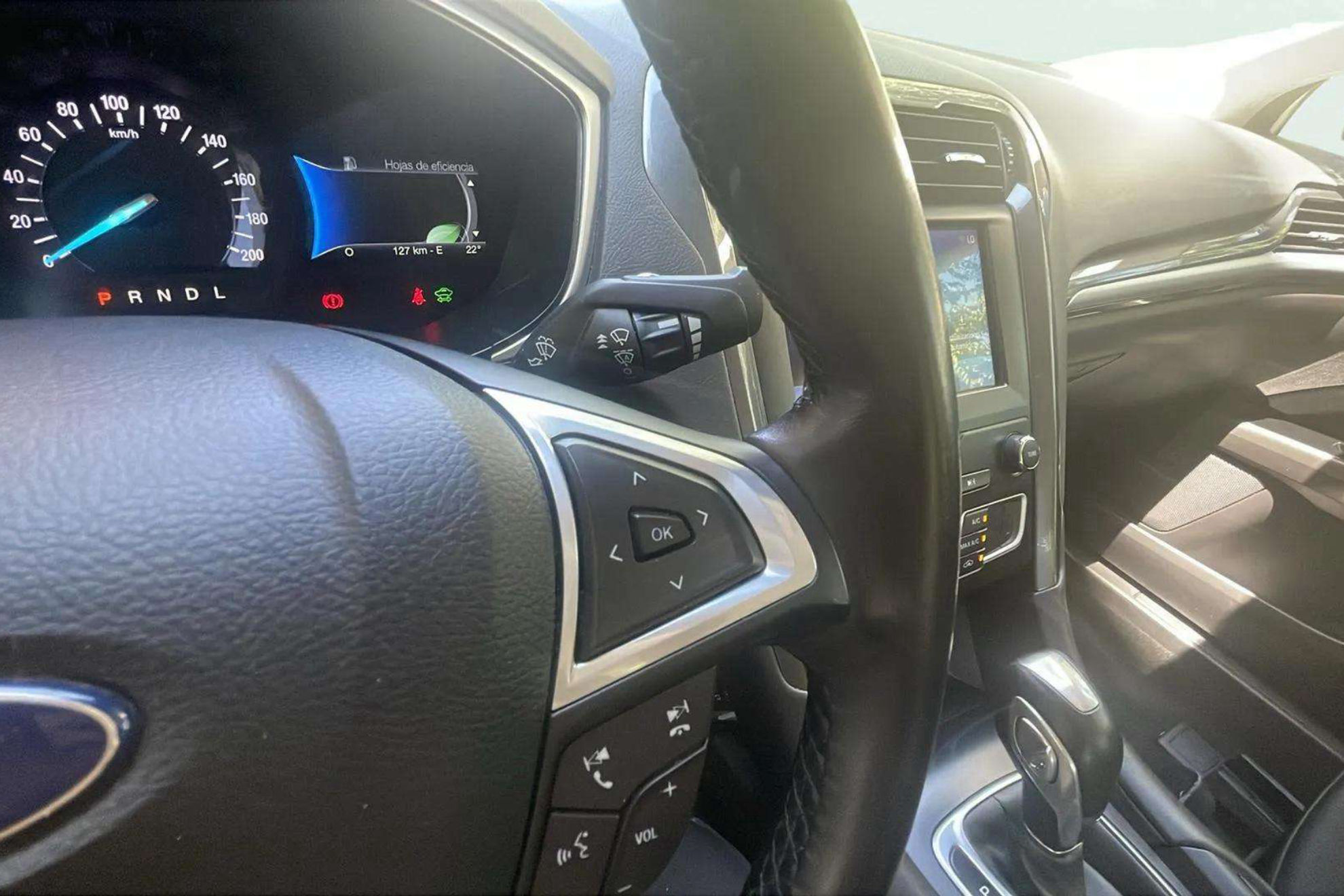 Ford Mondeo 2.0 Híbrido Trend HEV - foto 14