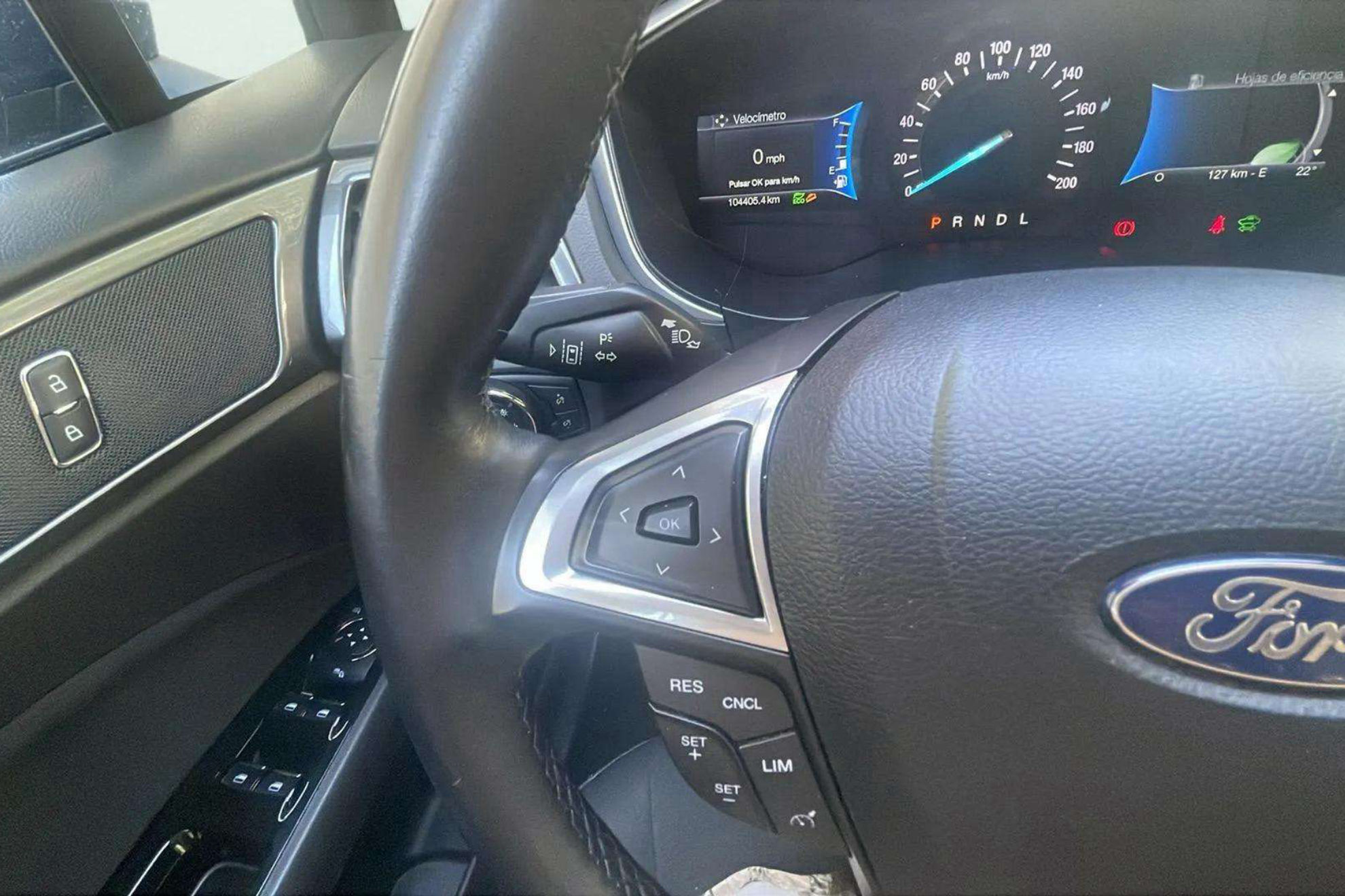 Ford Mondeo 2.0 Híbrido Trend HEV - foto 15