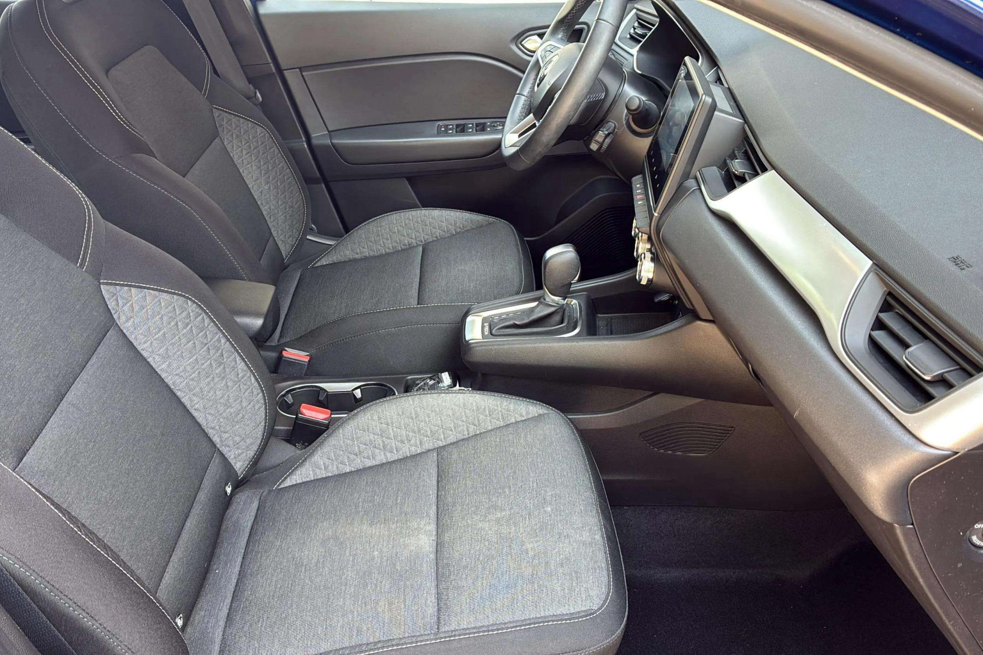 Renault Captur evolution E-Tech PHEV - foto 11