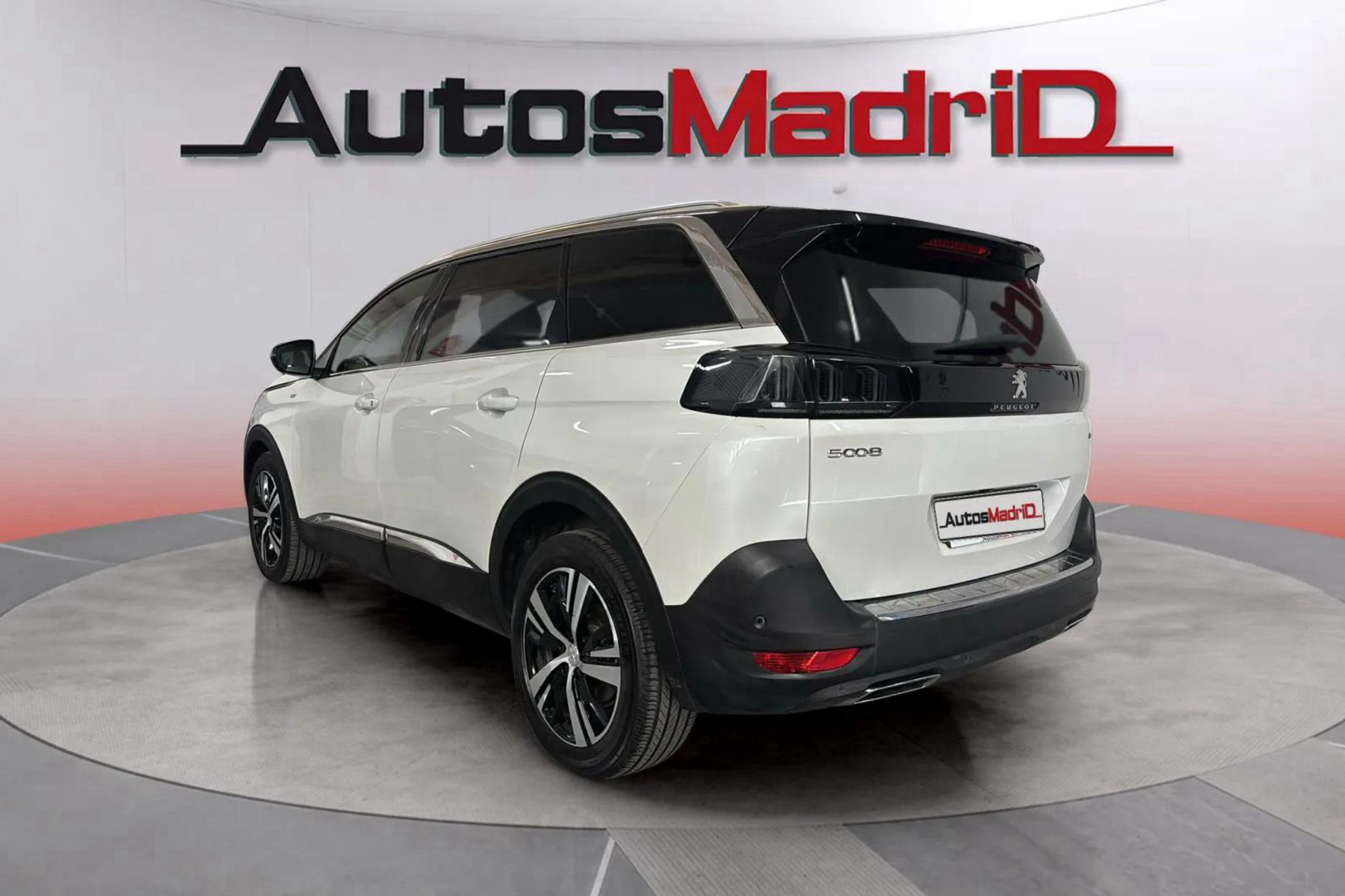 Peugeot 5008 1.5 BlueHDi GT EAT8 - foto 5