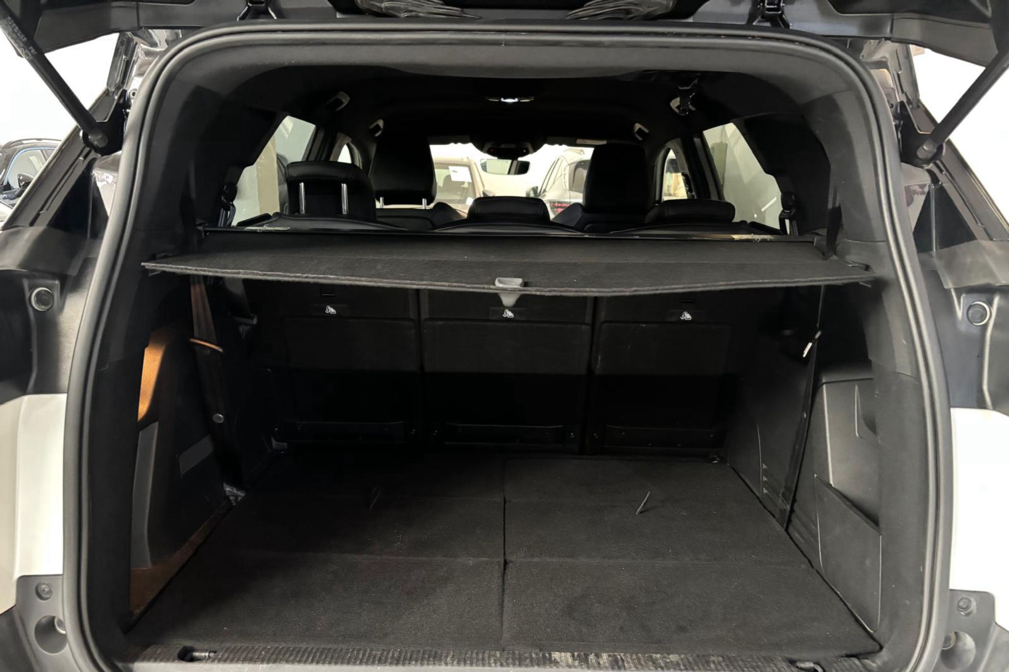 Peugeot 5008 1.5 BlueHDi GT EAT8 - foto 8